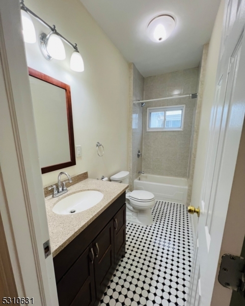 31 Elm STREET 31C