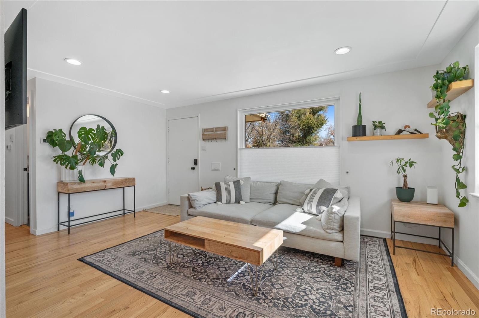 6075 Garrison Street