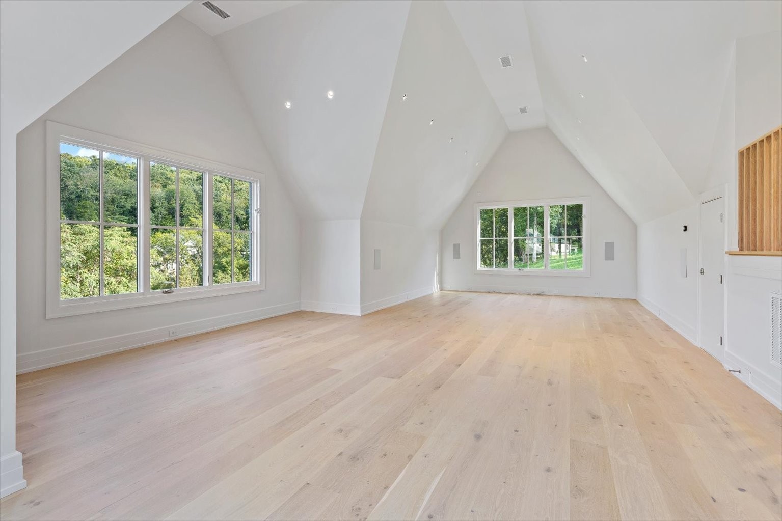 600 Prince Valiant Ct