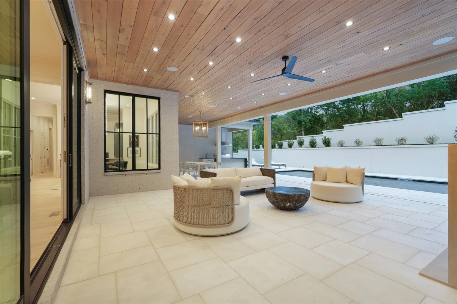 600 Prince Valiant Ct