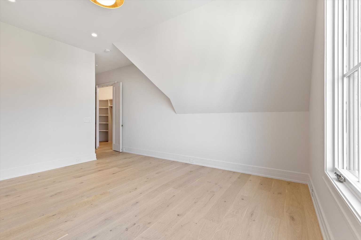 600 Prince Valiant Ct