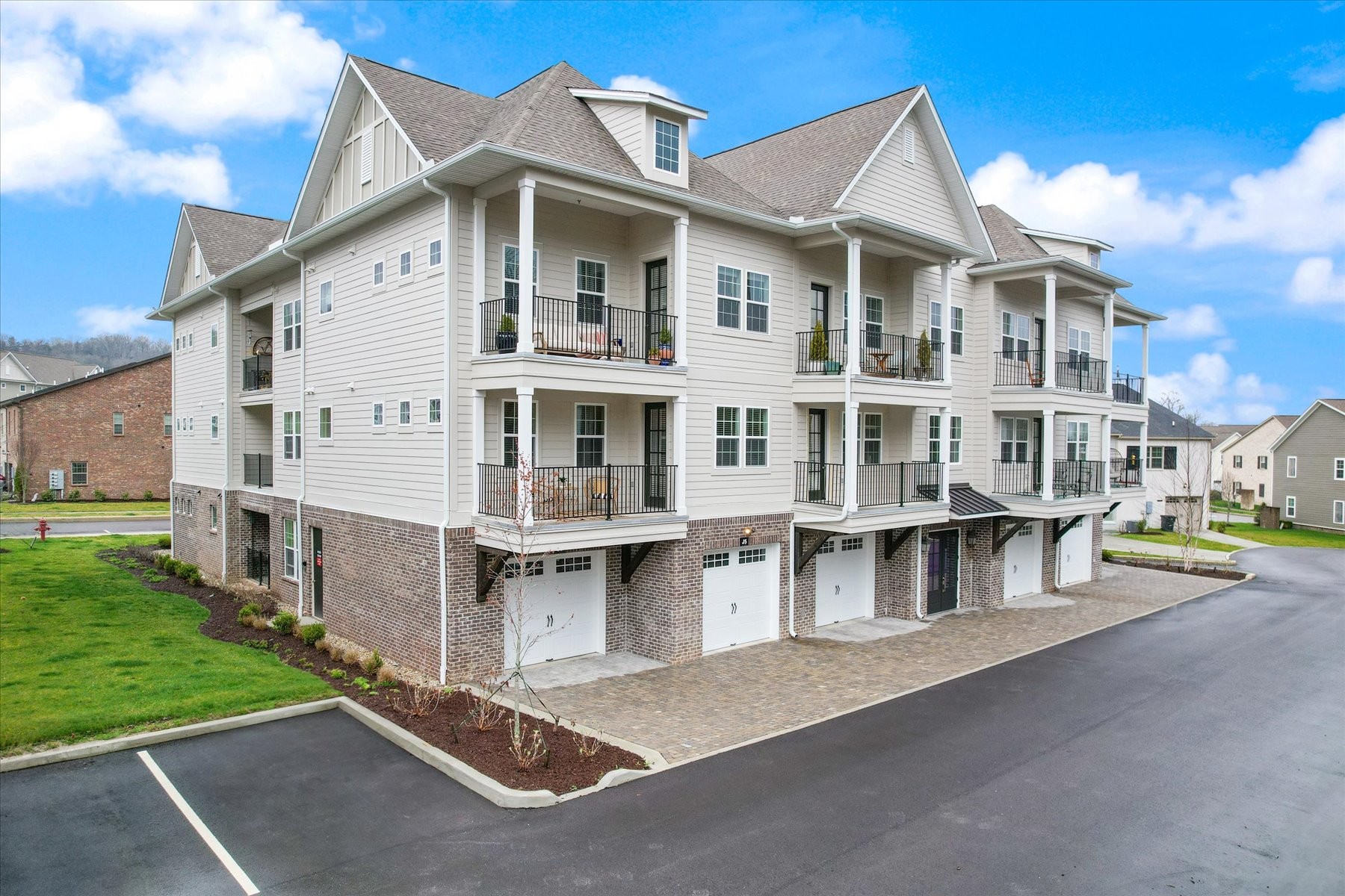 1801 Shadow Green Dr Unit: 206