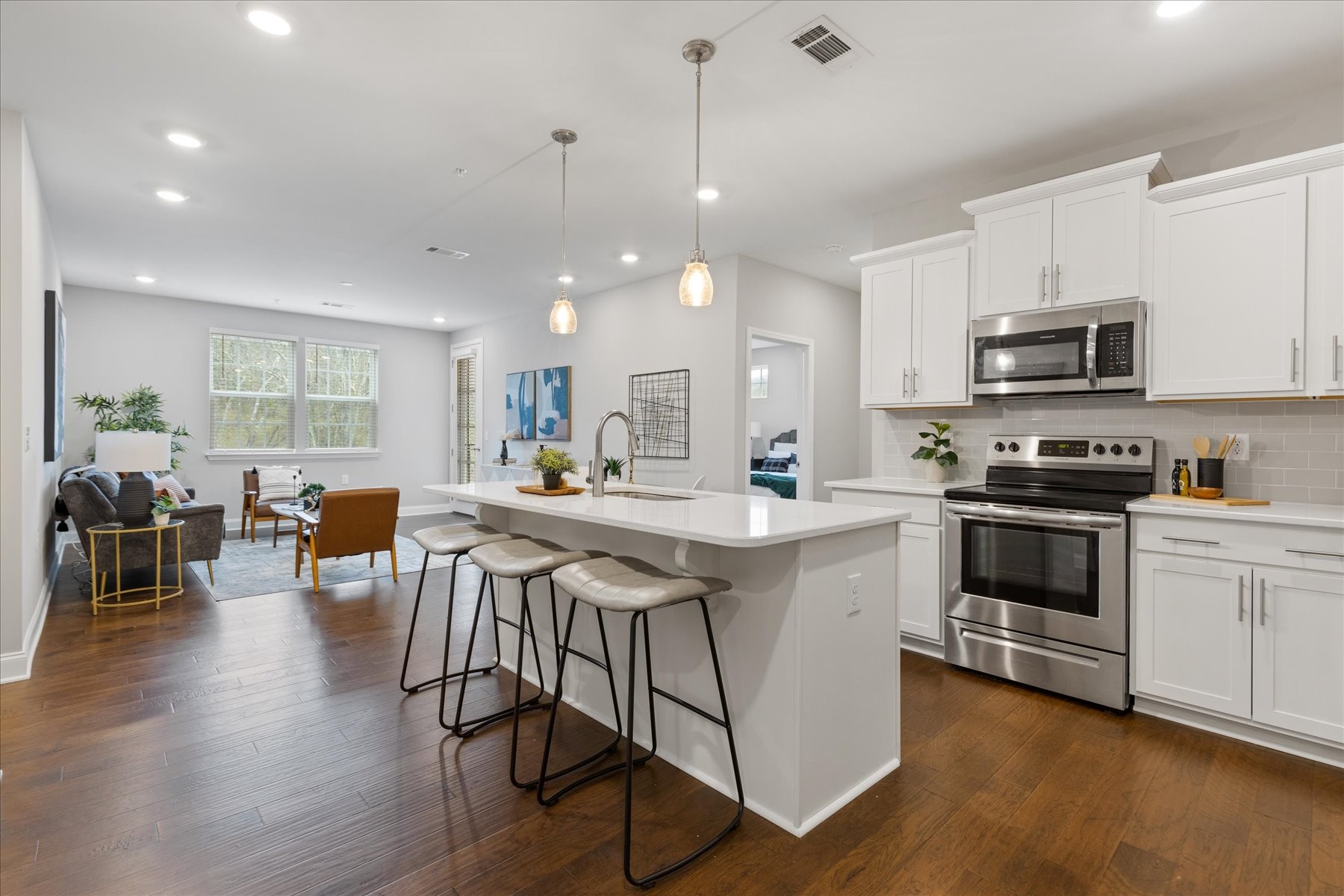 1801 Shadow Green Dr Unit: 206