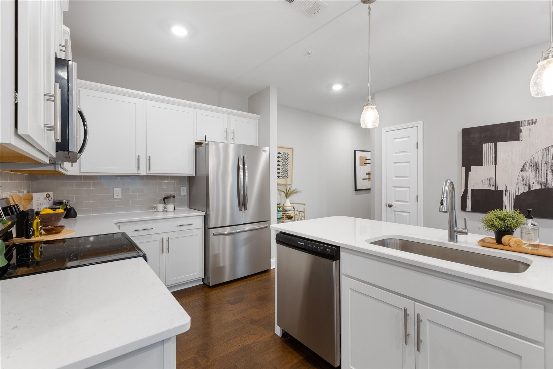 1801 Shadow Green Dr Unit: 206