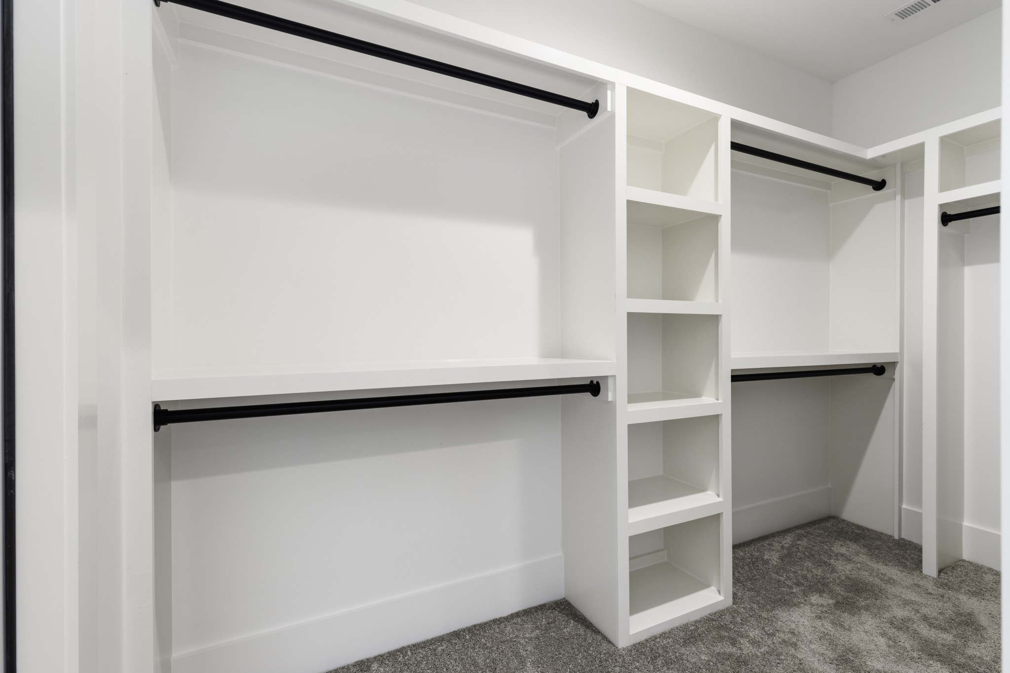 6048 Stone Cliff Ln Tract 4