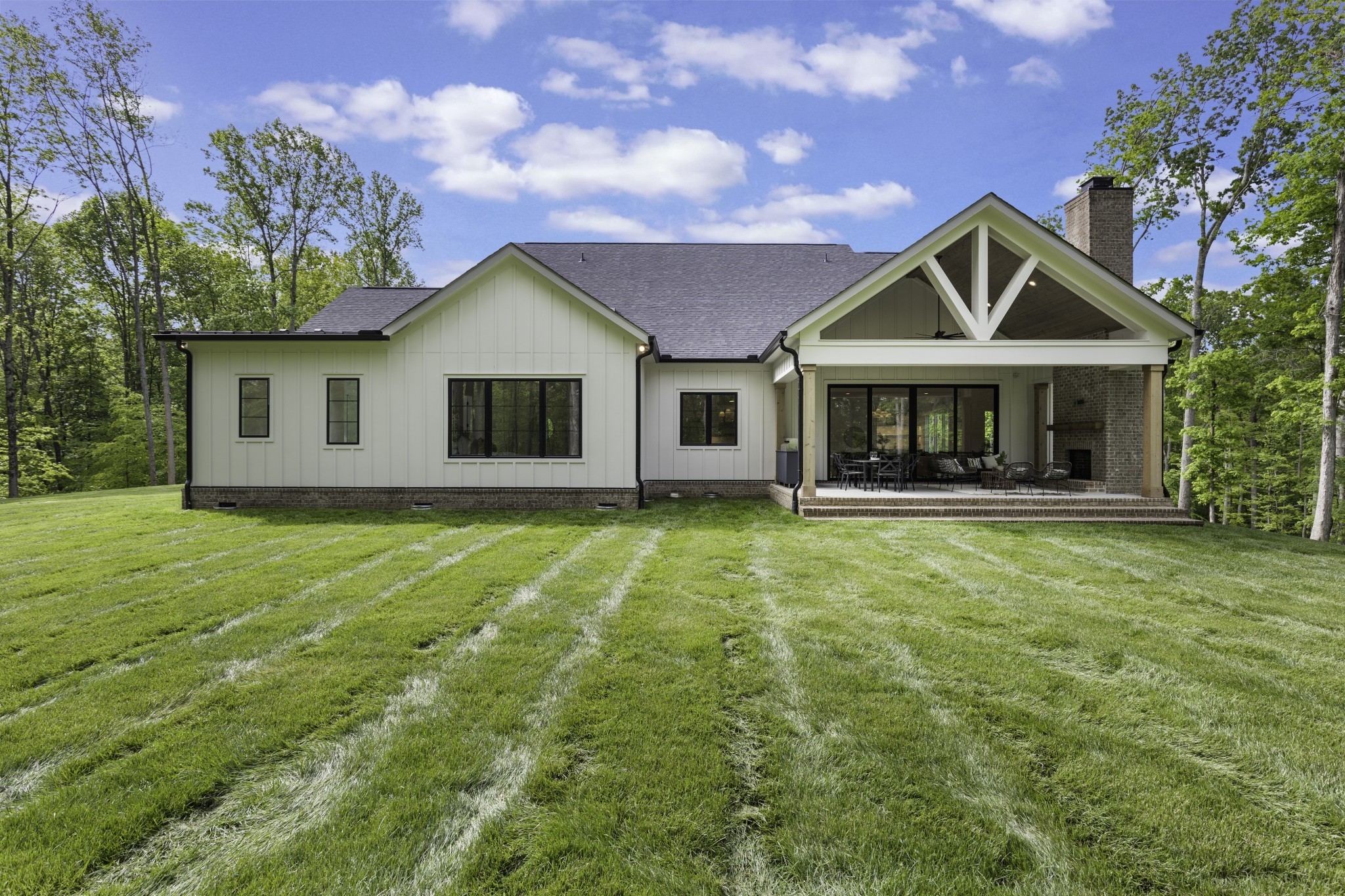 6048 Stone Cliff Ln Tract 4