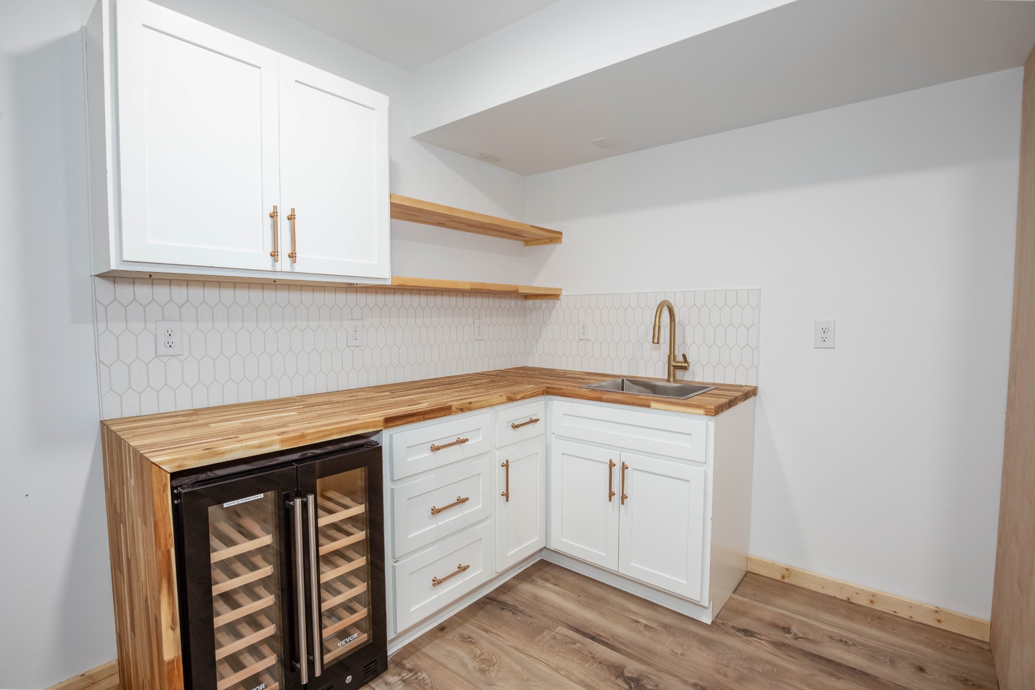 2303 N Berrys Chapel Rd