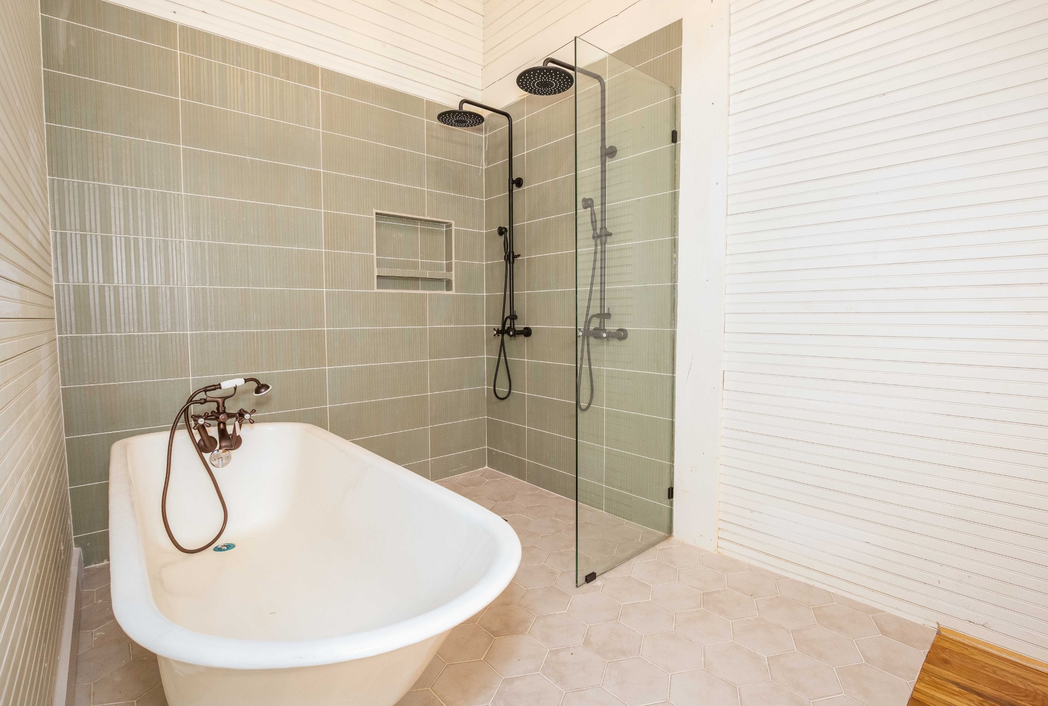 2303 N Berrys Chapel Rd