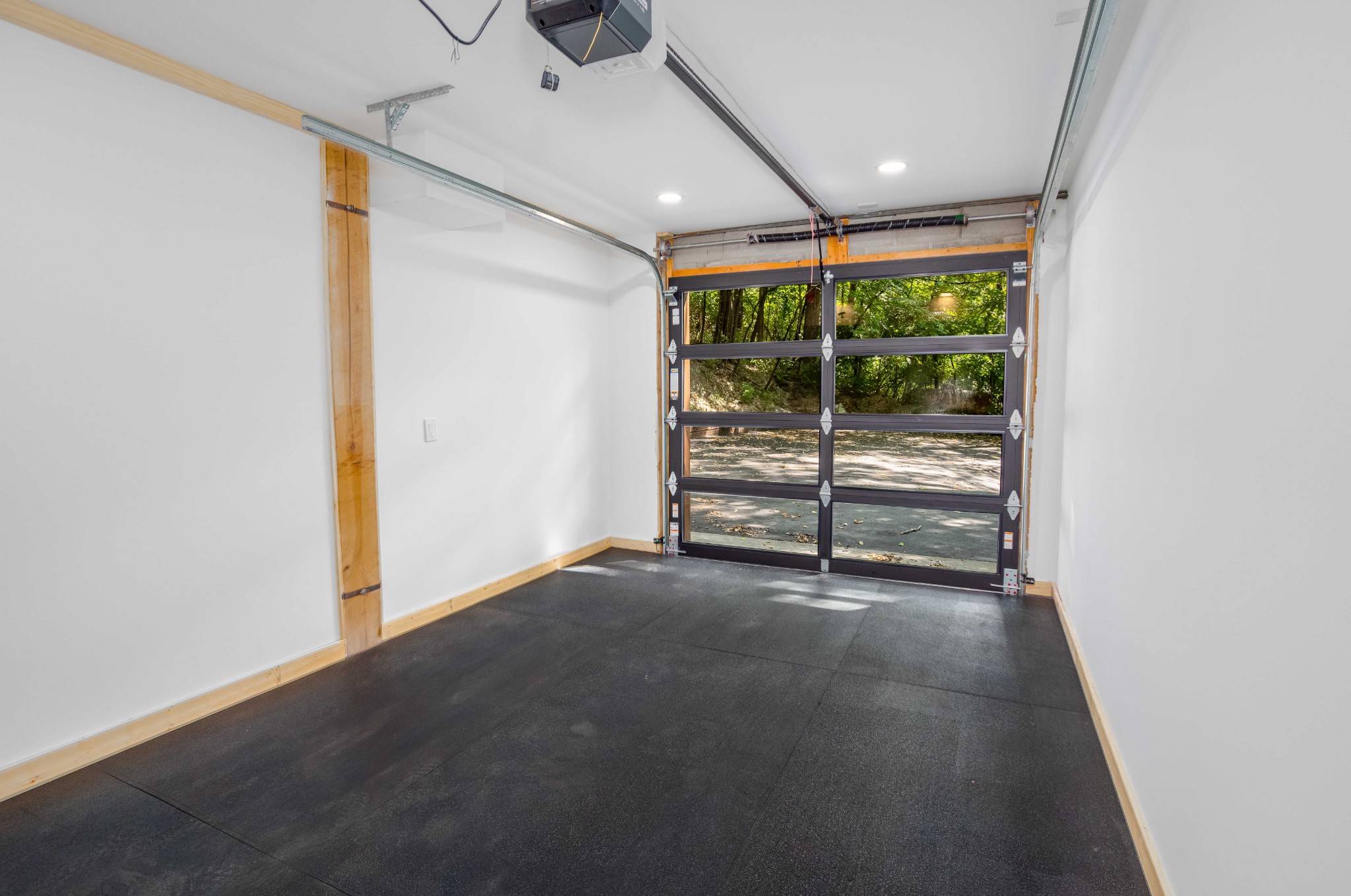 2303 N Berrys Chapel Rd