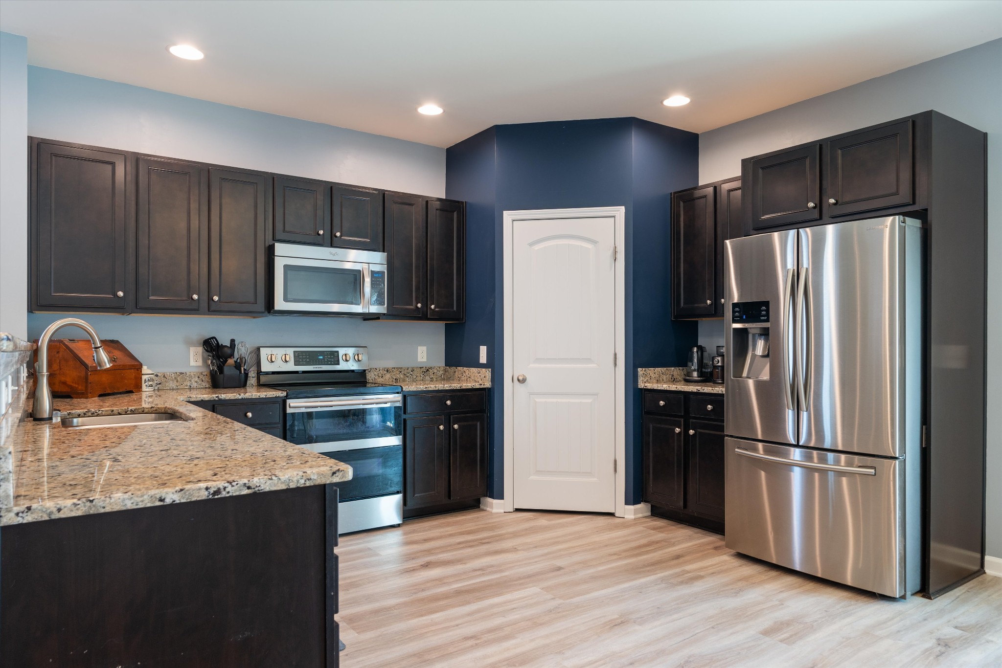 2052 Hickory Brook Dr