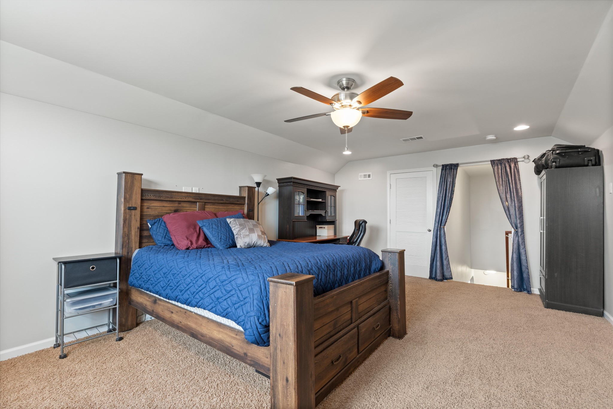 2052 Hickory Brook Dr