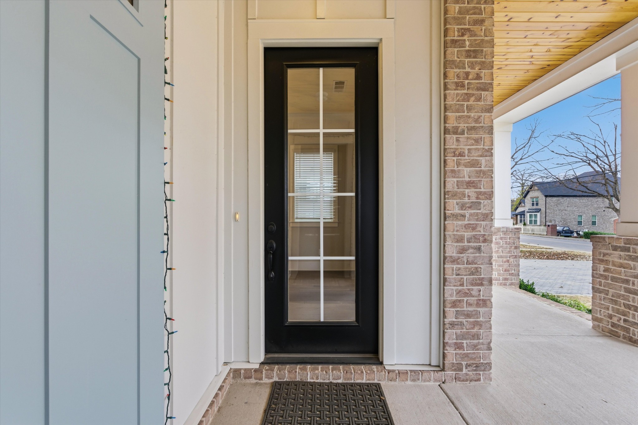 207 Fairground St Unit: 102