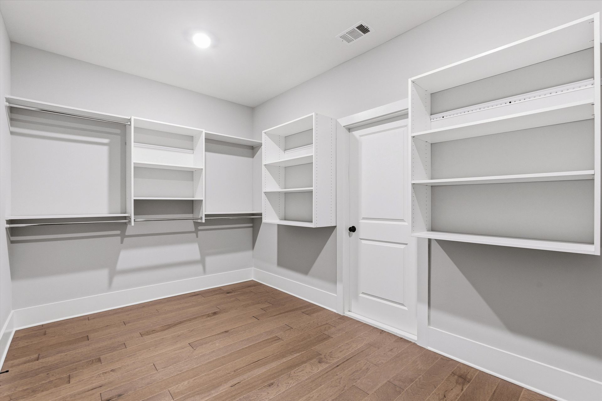 207 Fairground St Unit: 102