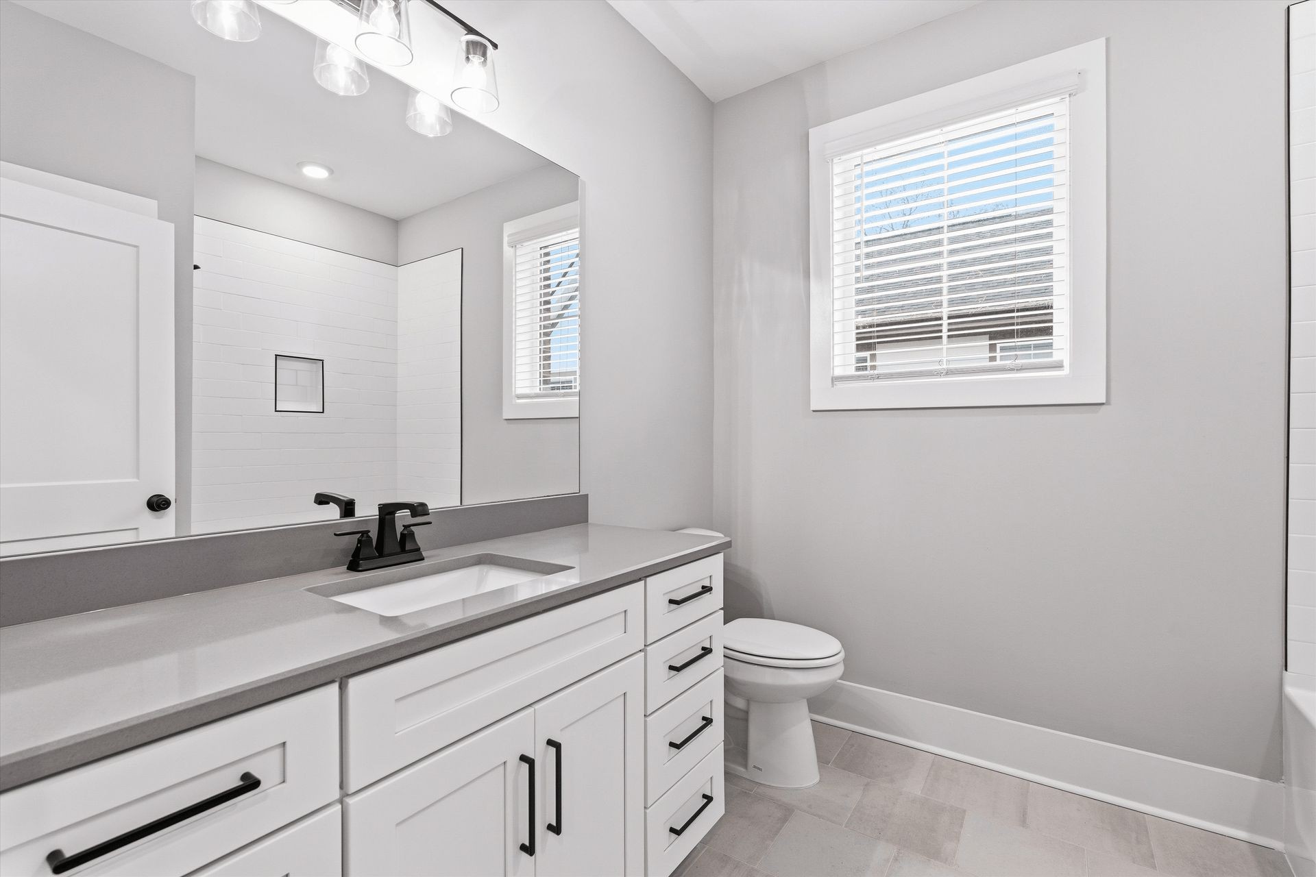 207 Fairground St Unit: 102