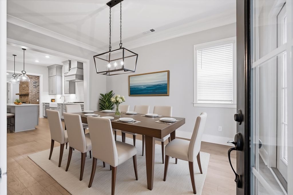 207 Fairground St Unit: 102