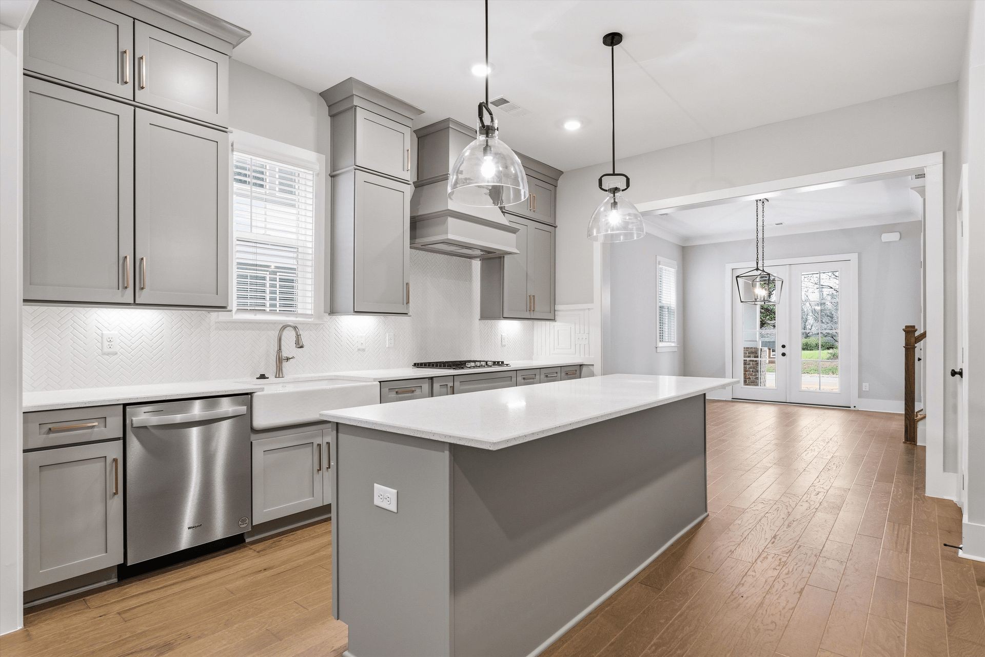 207 Fairground St Unit: 102