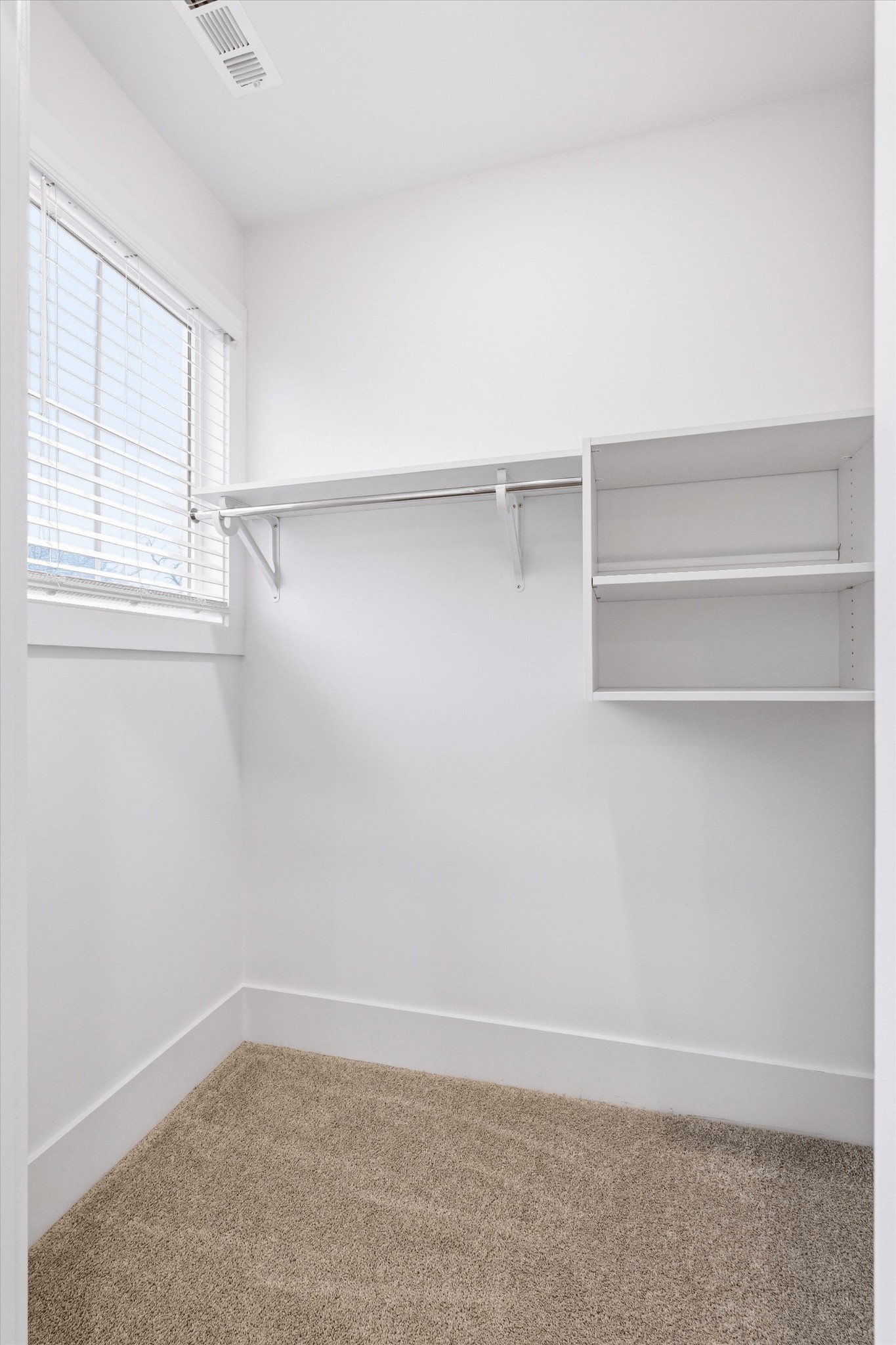 207 Fairground St Unit: 102