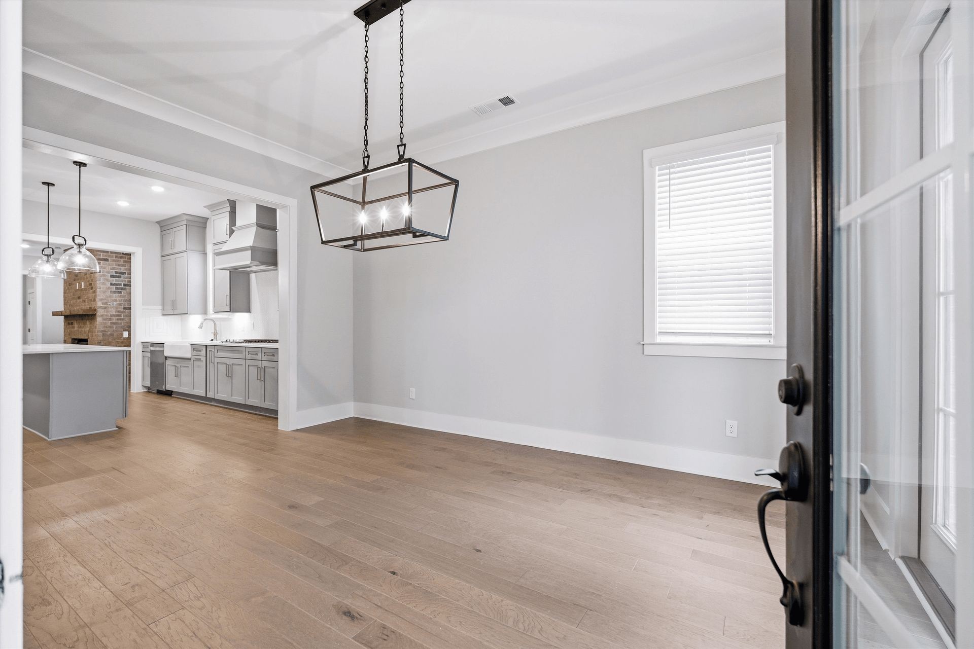 207 Fairground St Unit: 102