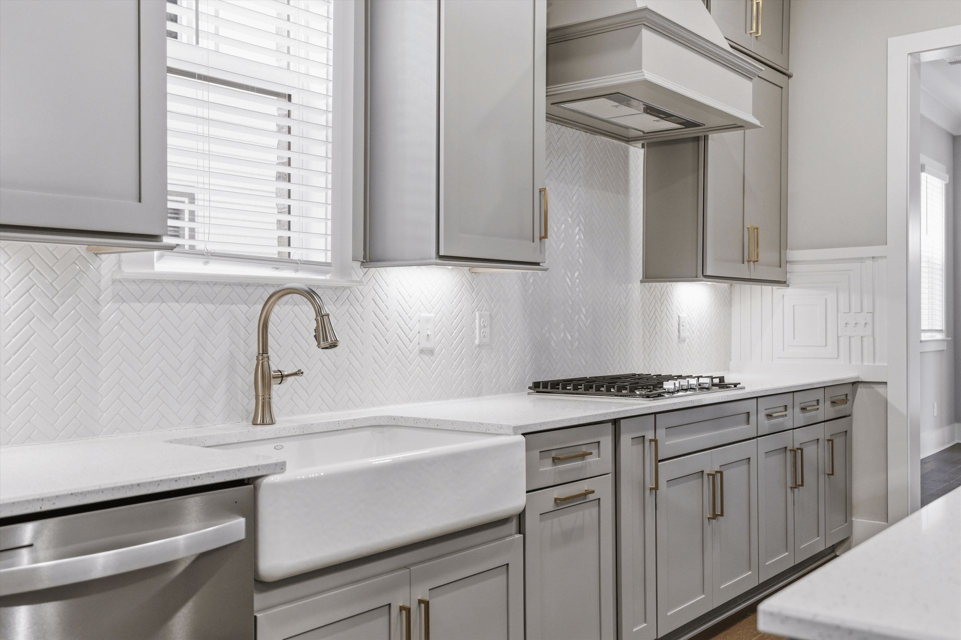 207 Fairground St Unit: 102