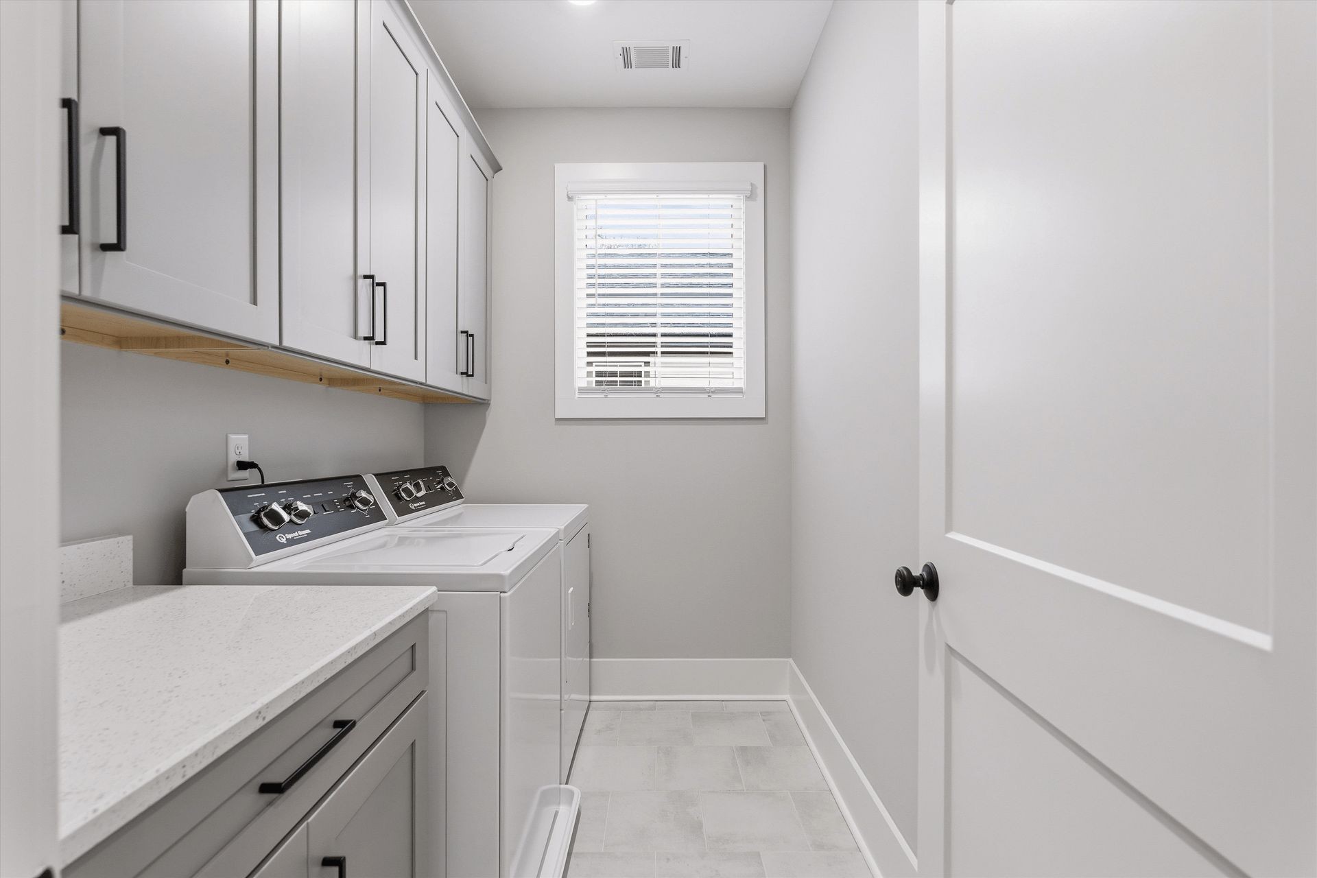 207 Fairground St Unit: 102