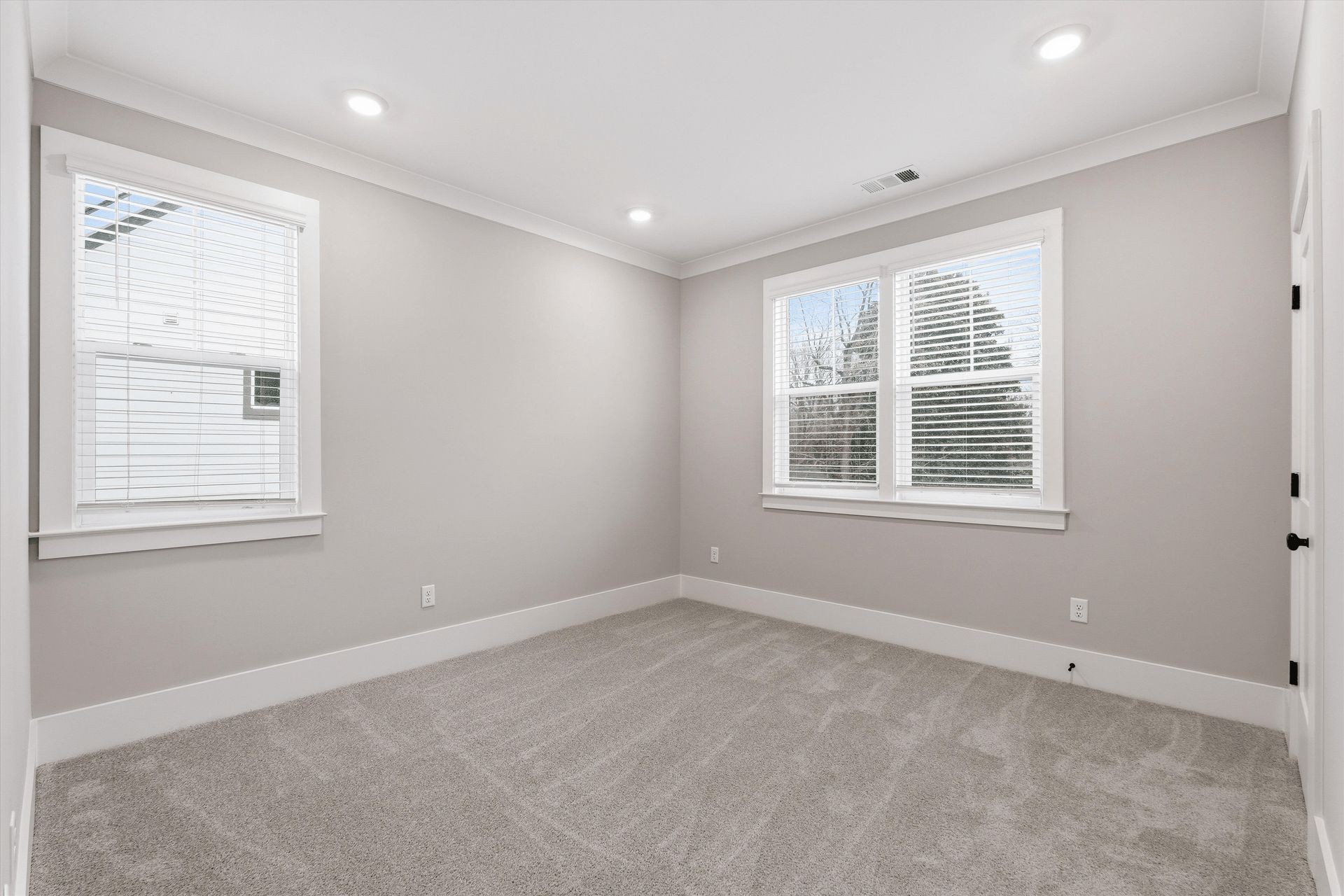 207 Fairground St Unit: 102