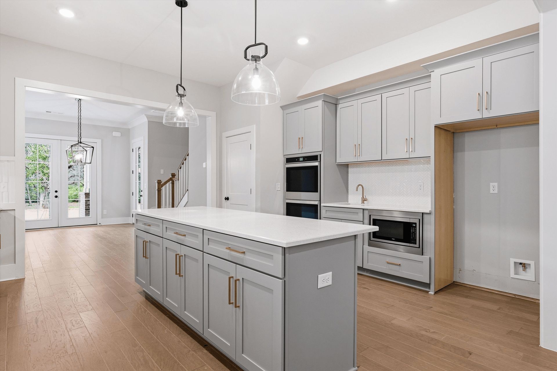 207 Fairground St Unit: 102