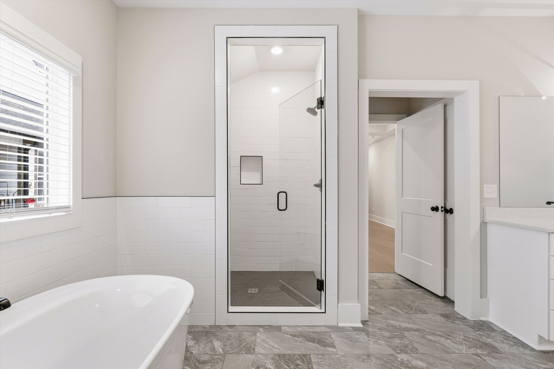 207 Fairground St Unit: 102