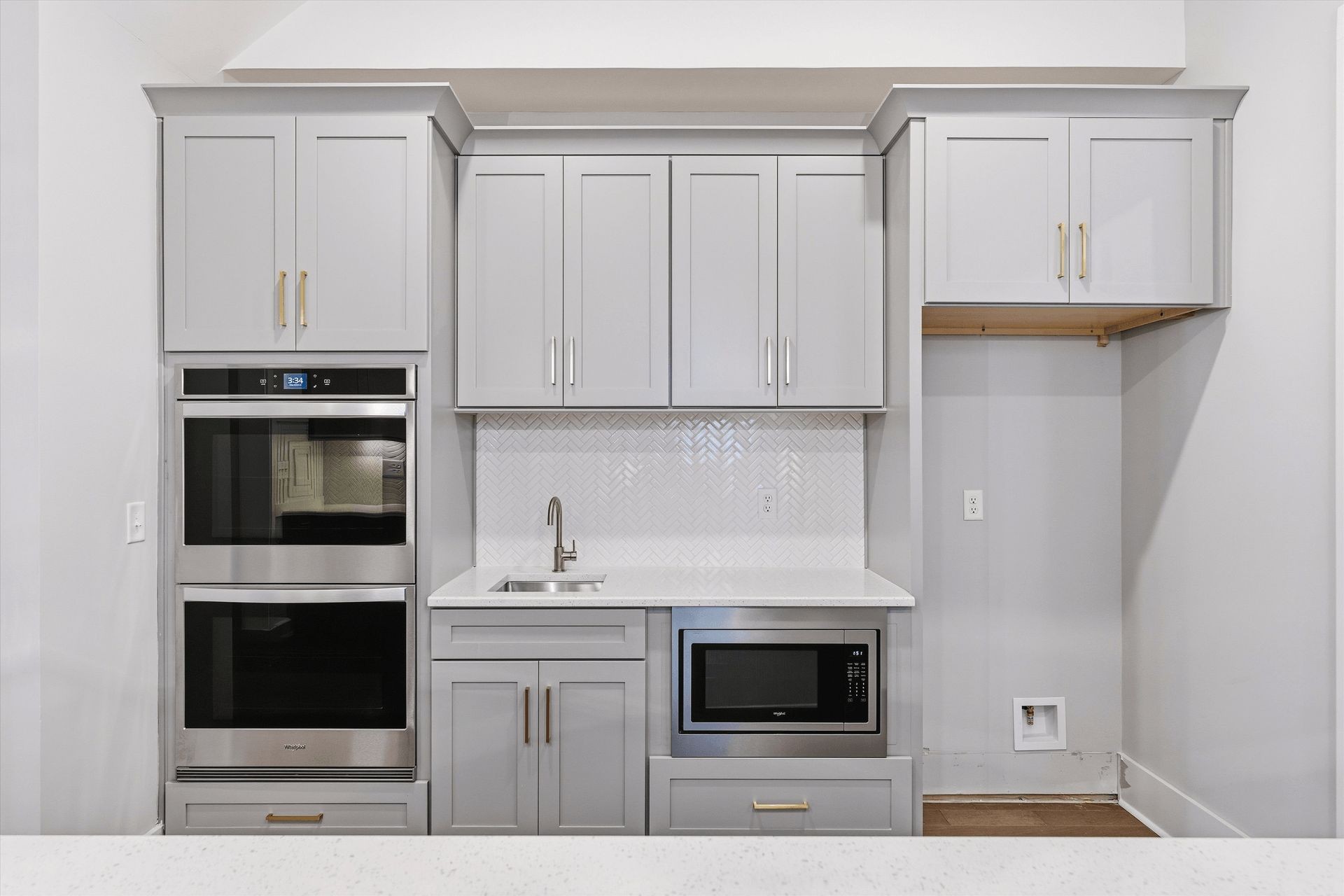 207 Fairground St Unit: 102