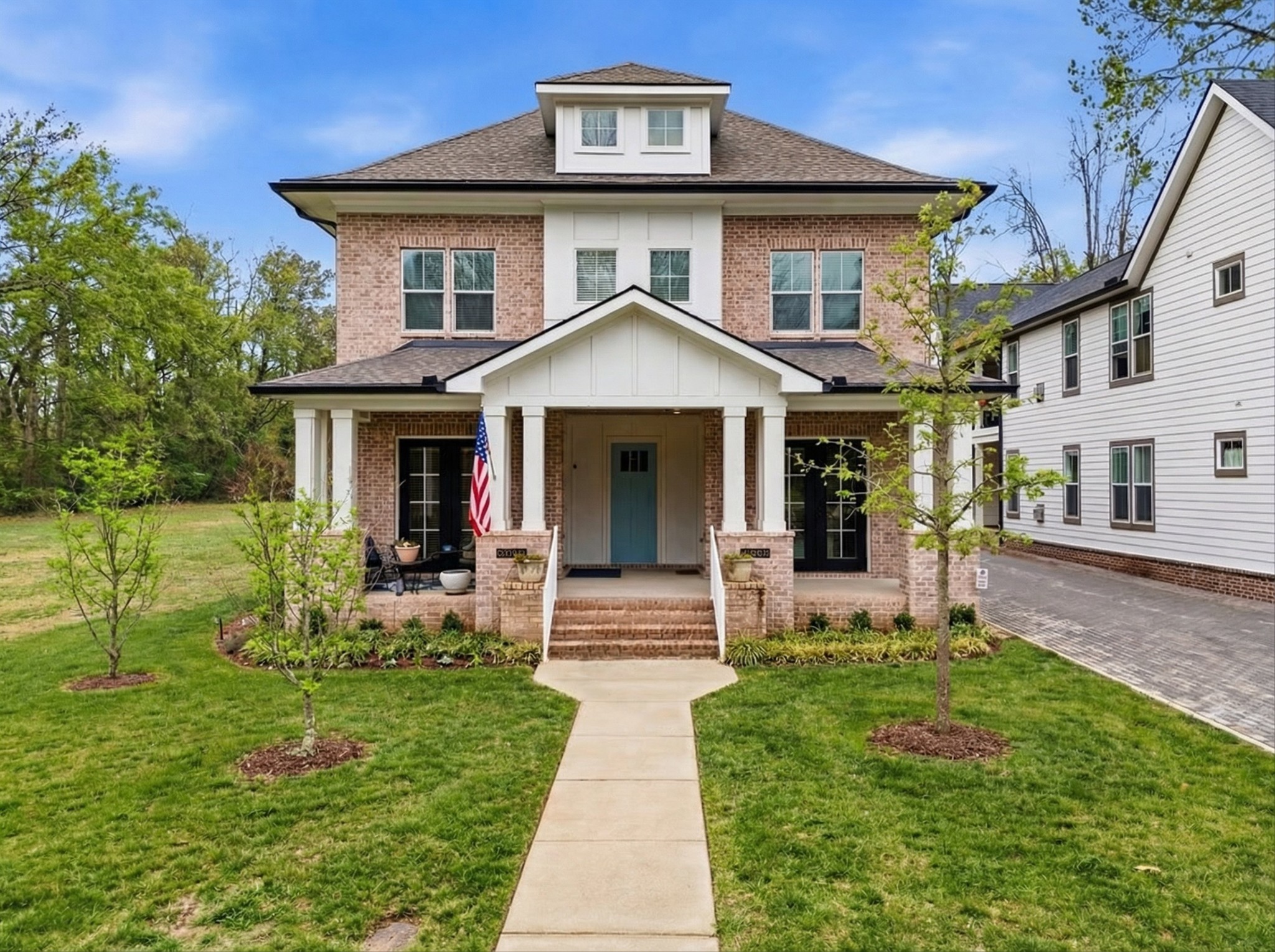 207 Fairground St Unit: 102