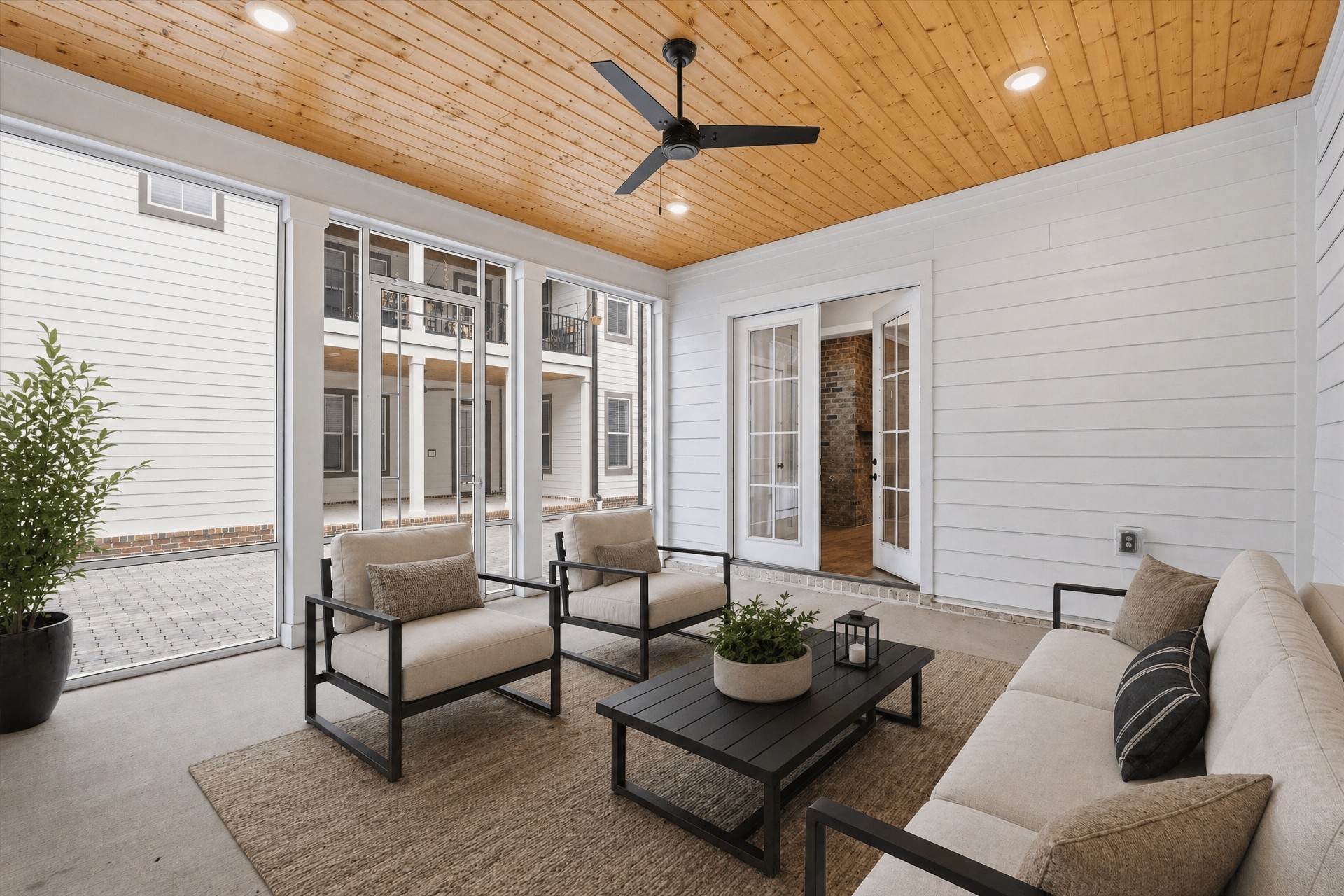 207 Fairground St Unit: 102