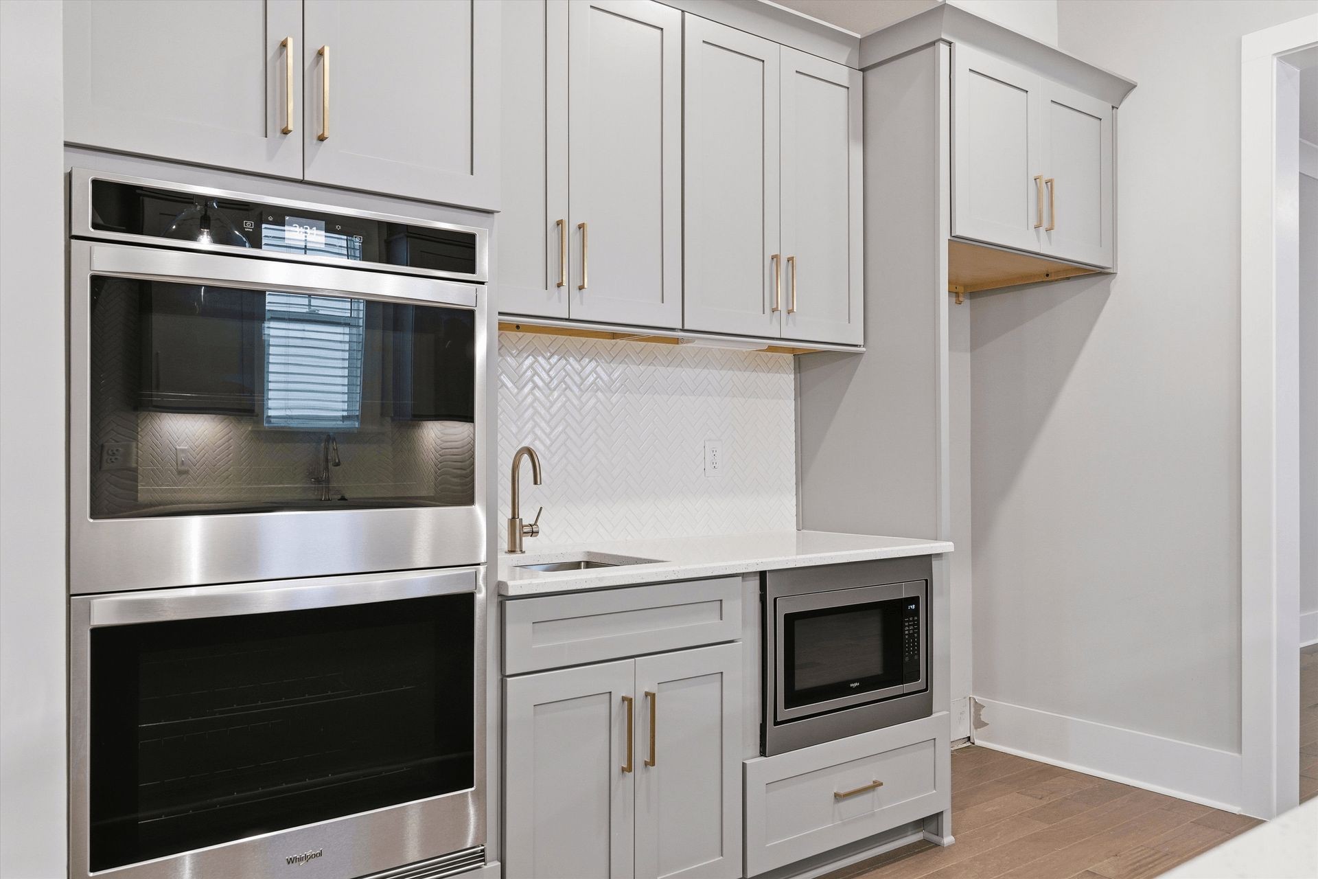 207 Fairground St Unit: 102