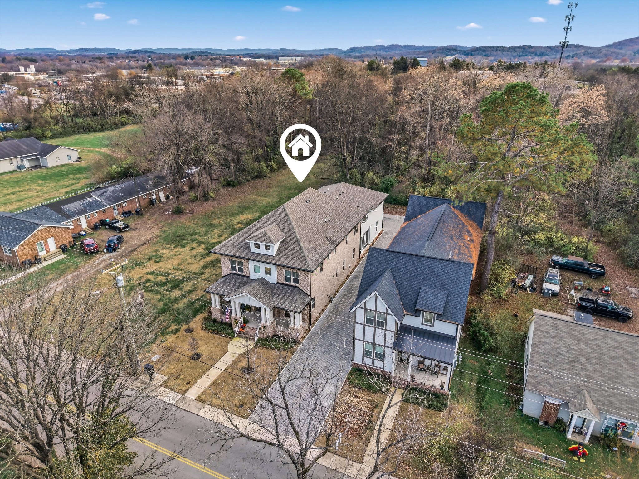 207 Fairground St Unit: 102