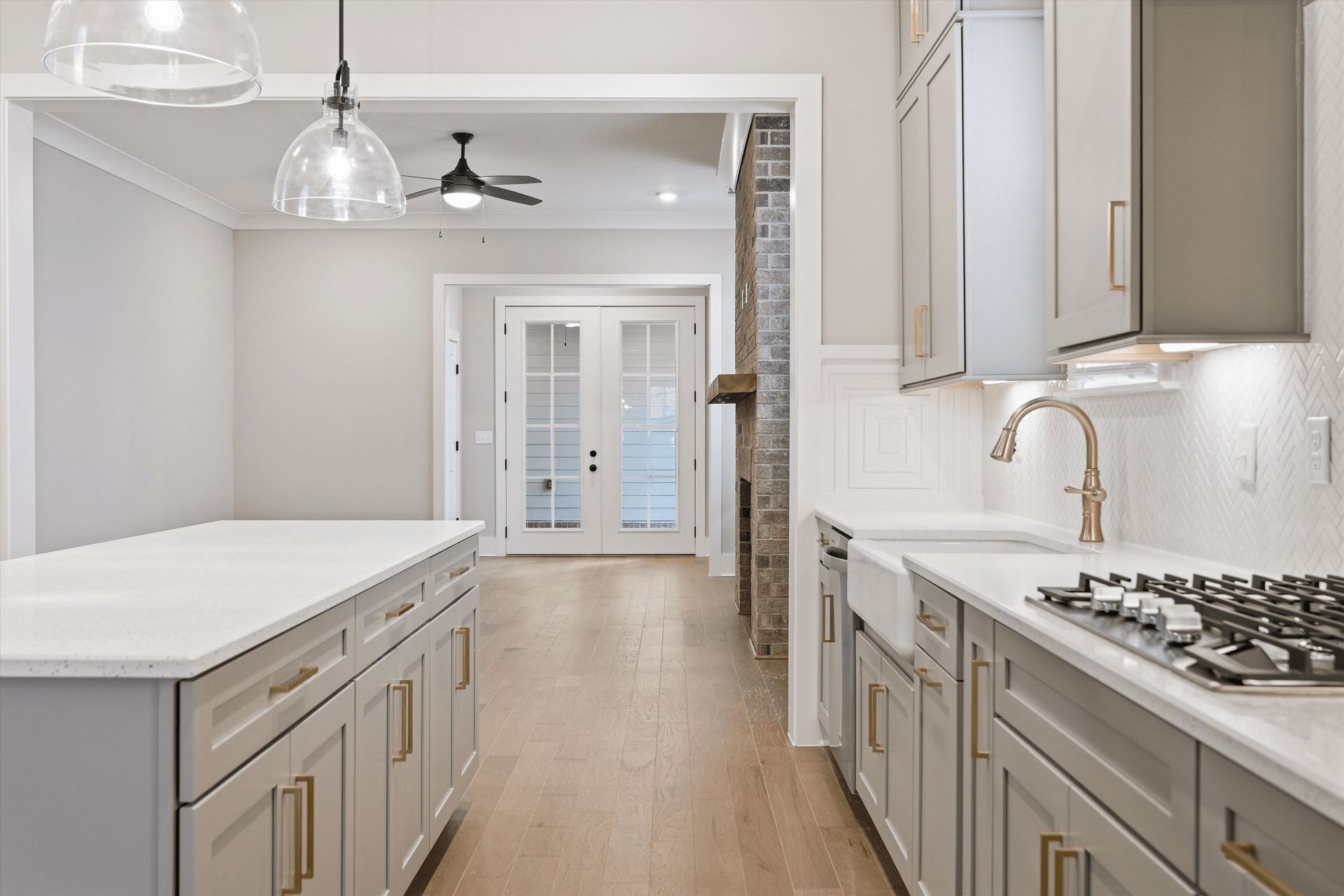 207 Fairground St Unit: 102