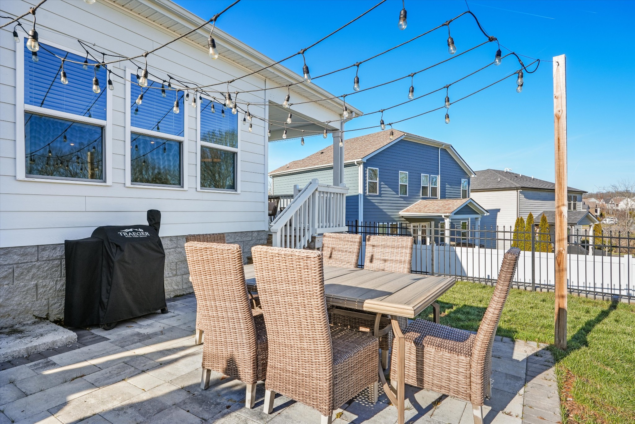 2479 Prairie Hill Dr