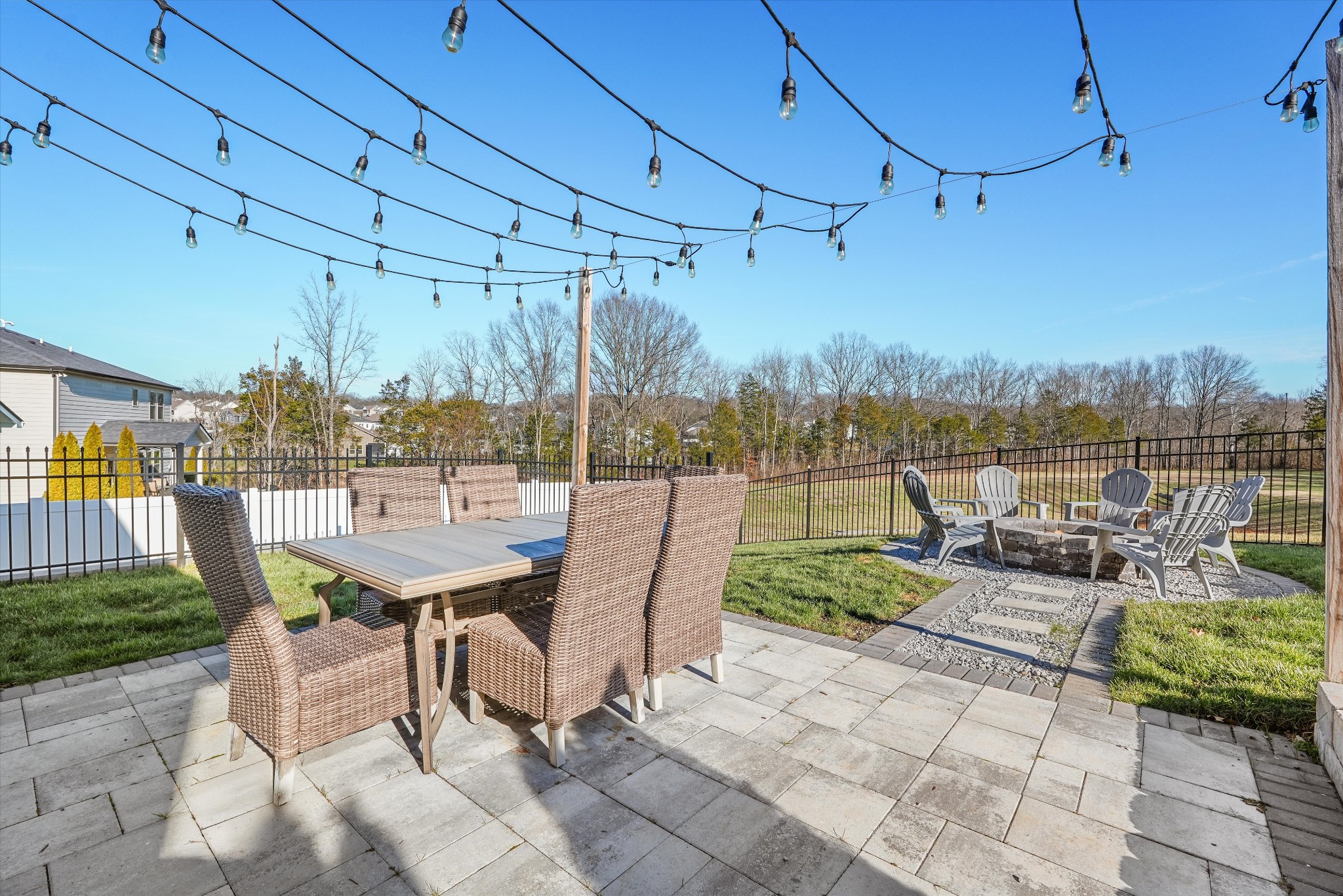 2479 Prairie Hill Dr