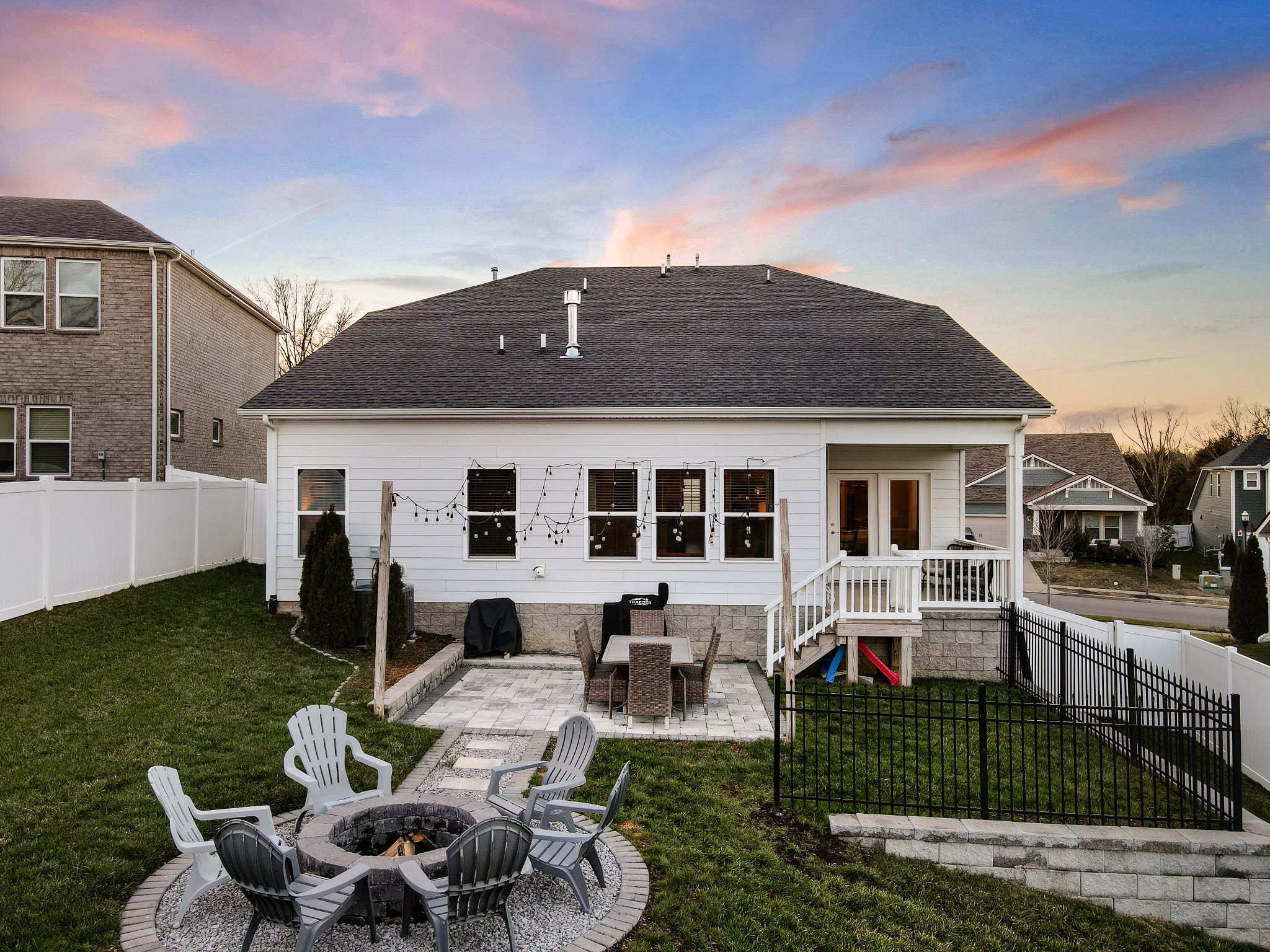 2479 Prairie Hill Dr