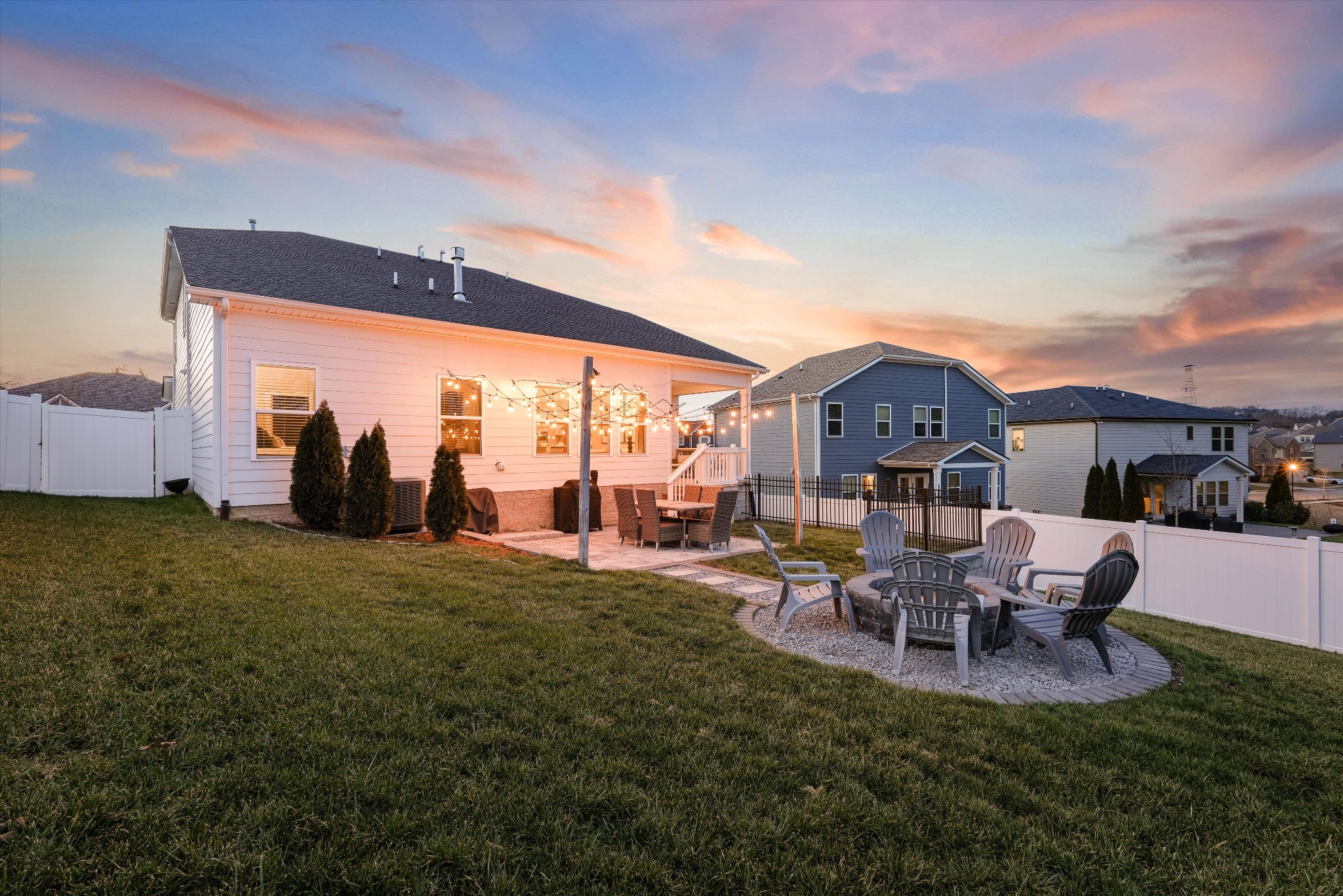 2479 Prairie Hill Dr