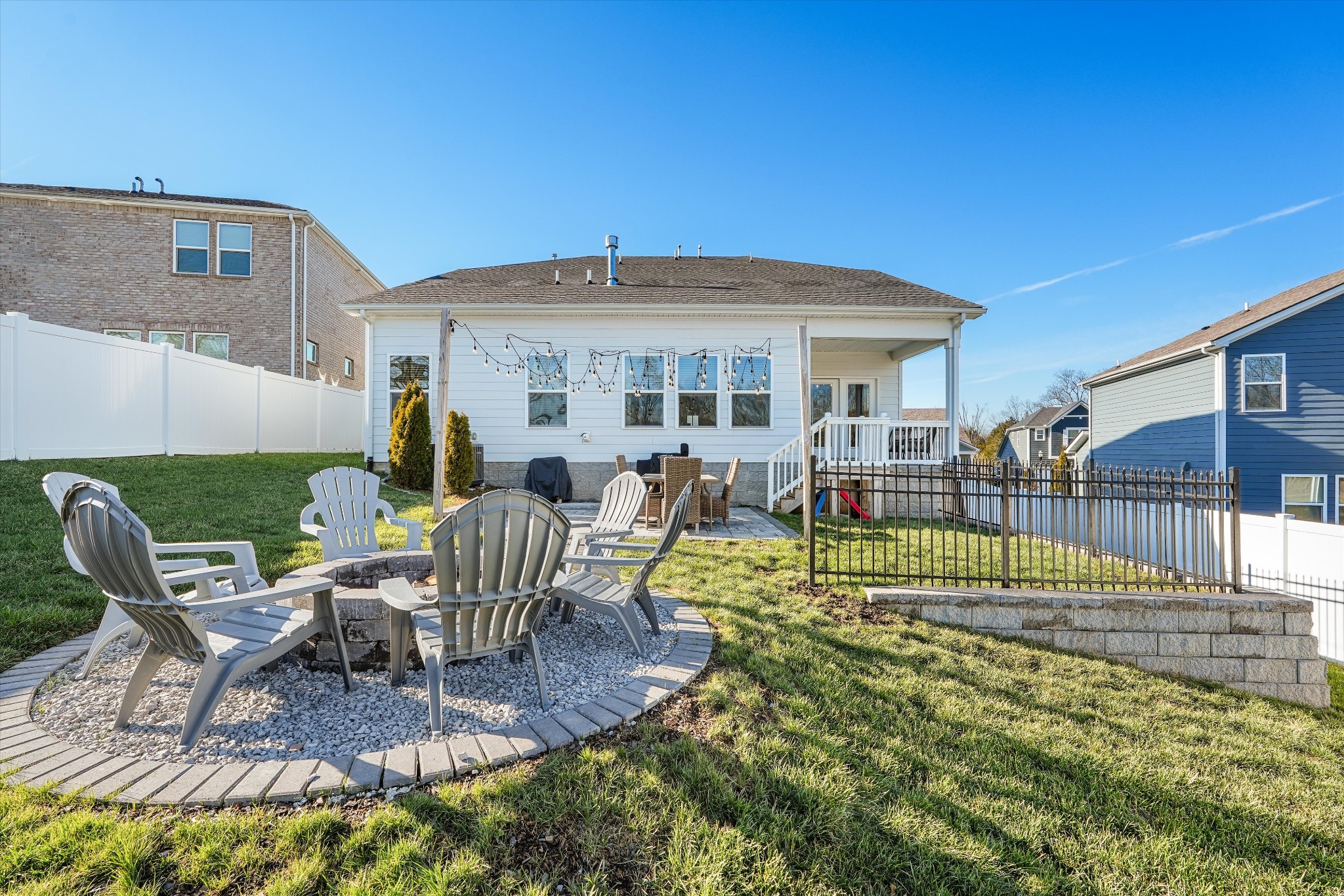 2479 Prairie Hill Dr