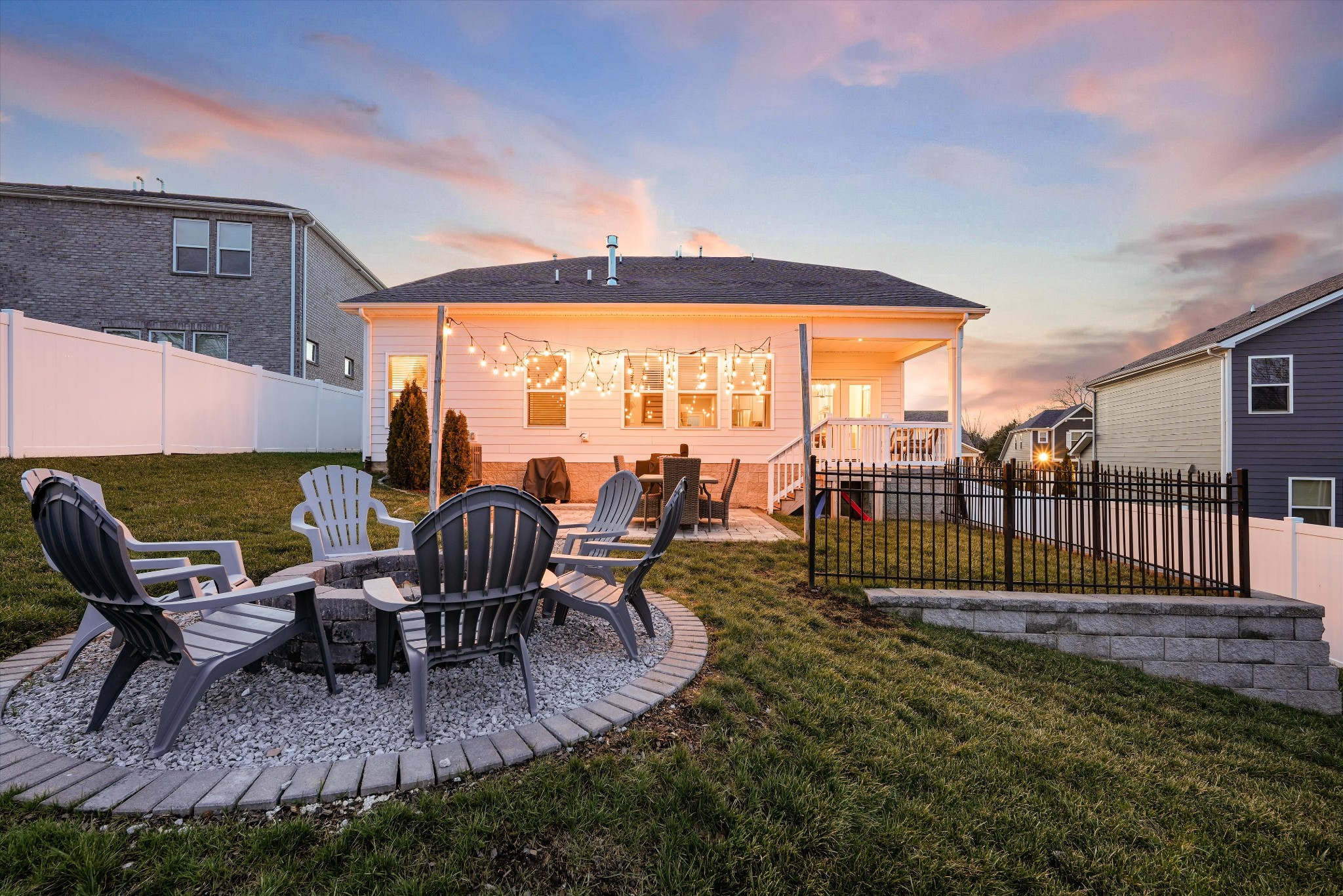 2479 Prairie Hill Dr