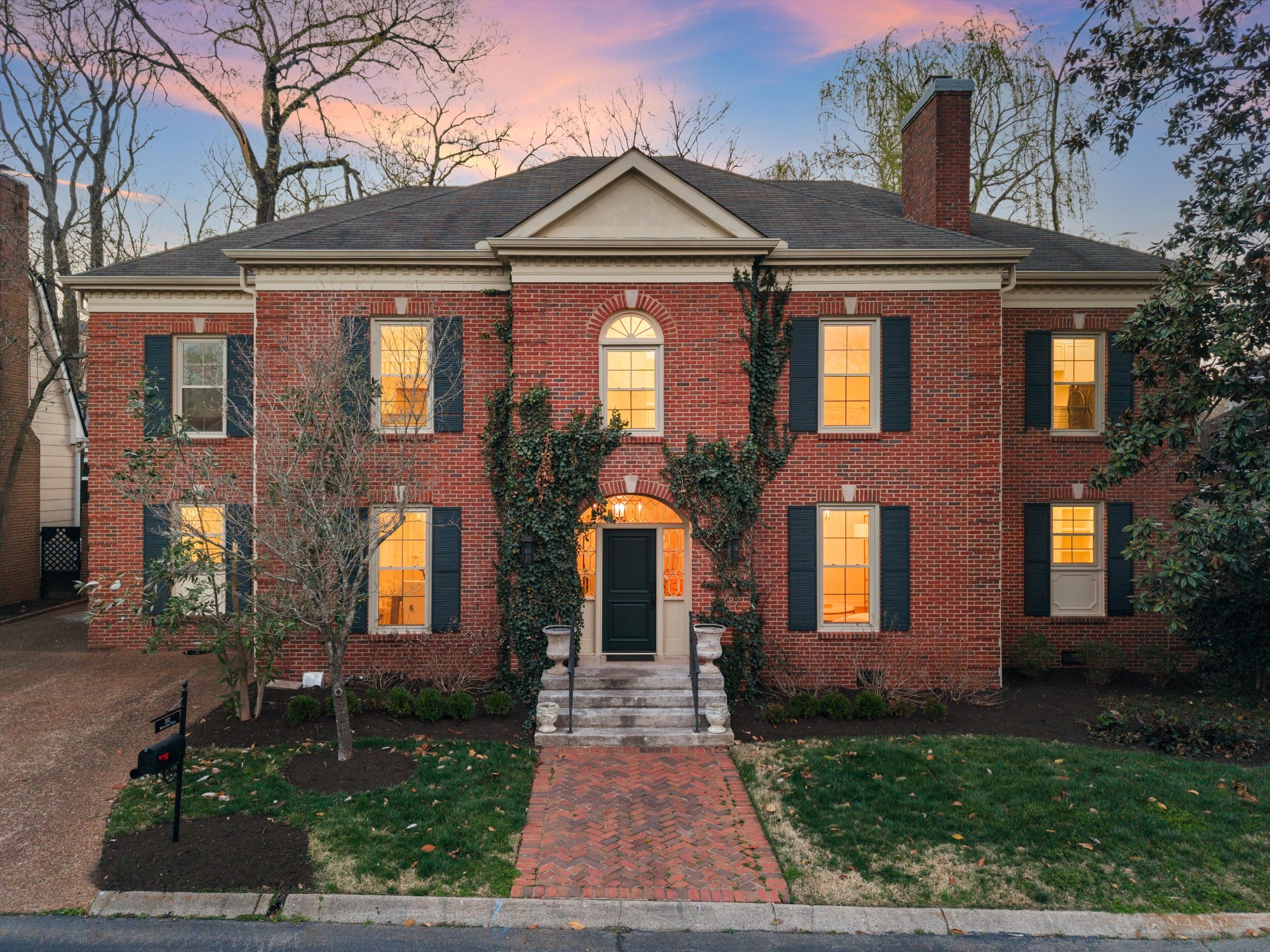 202 Moultrie Park
