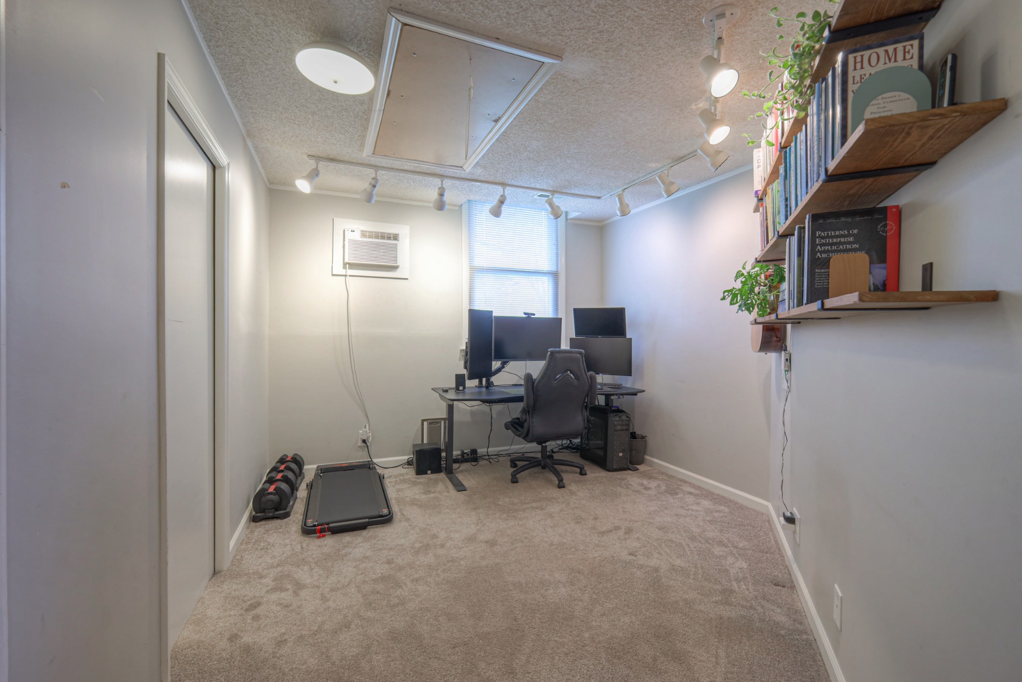 100 Green Valley Blvd