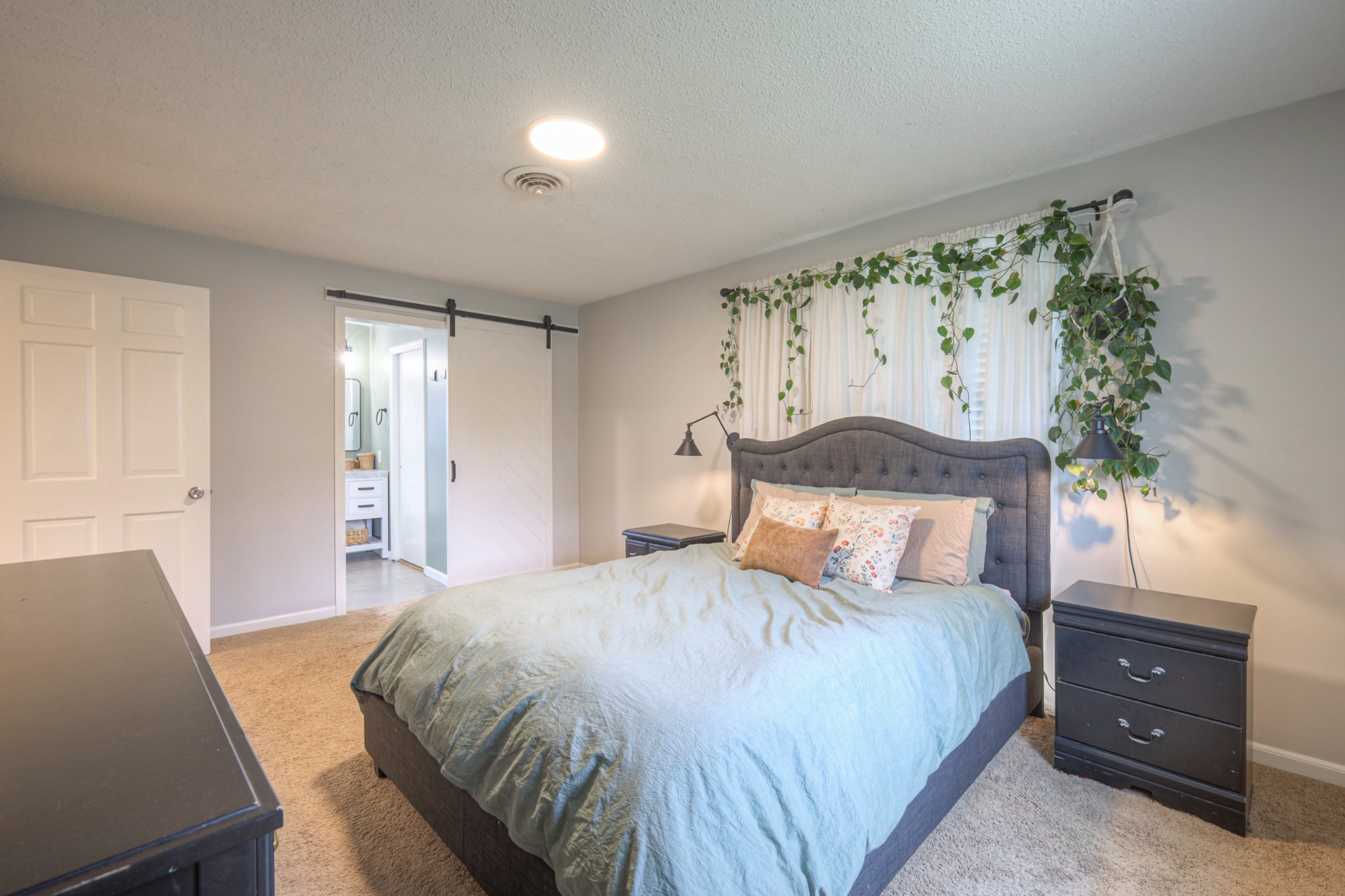 100 Green Valley Blvd