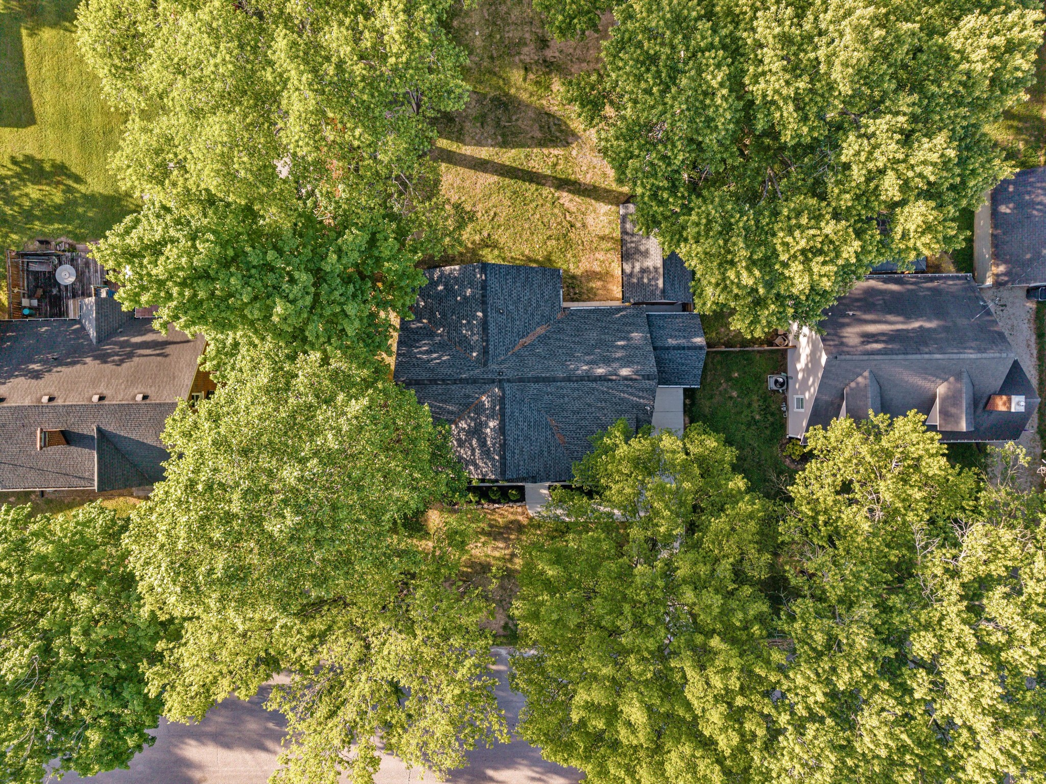 213 5th Ave