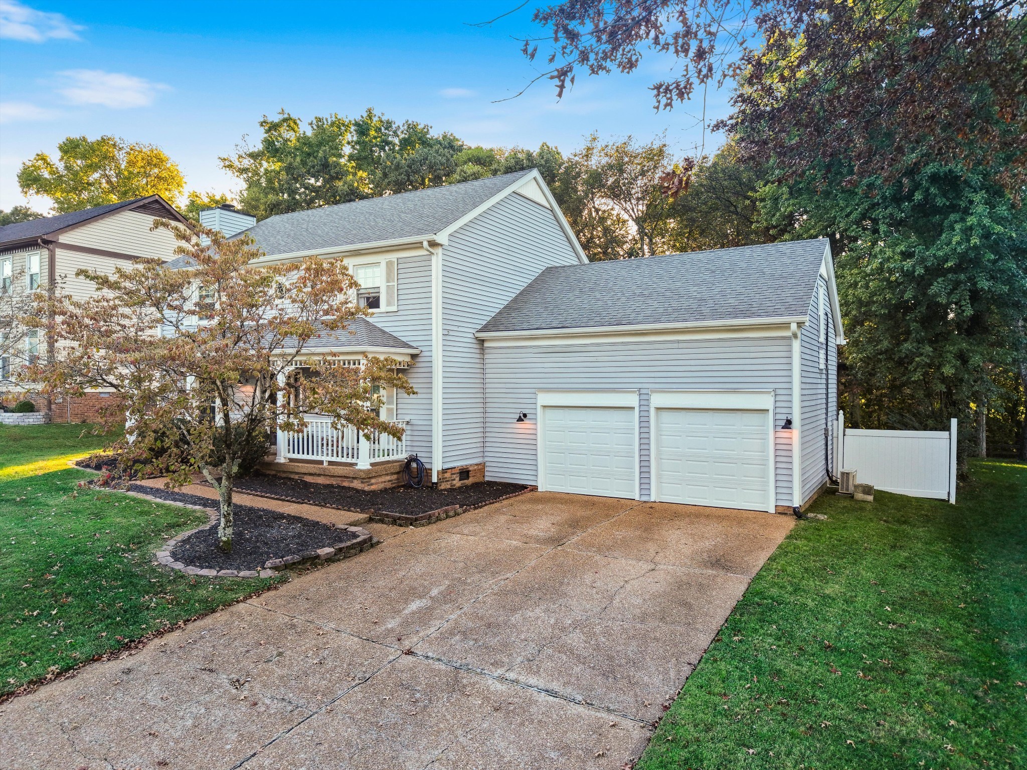 2019 Hidden Cove Rd