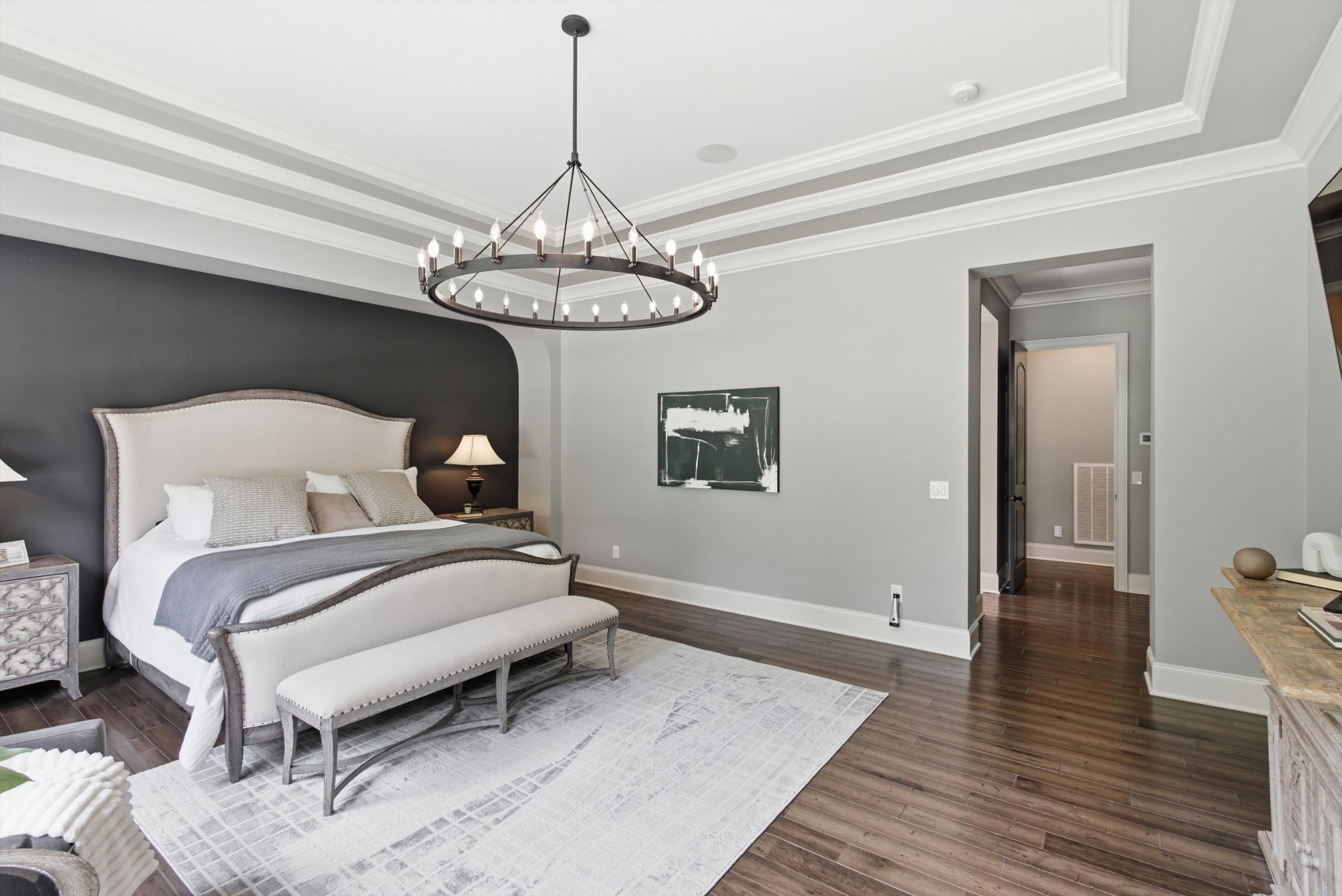 2230 Georgian Cir