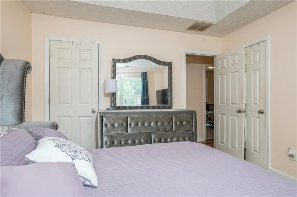 5728 Union Pointe Dr