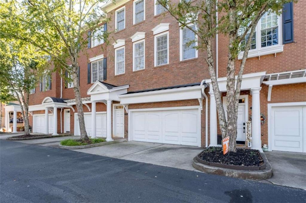 1275 W Spring Street