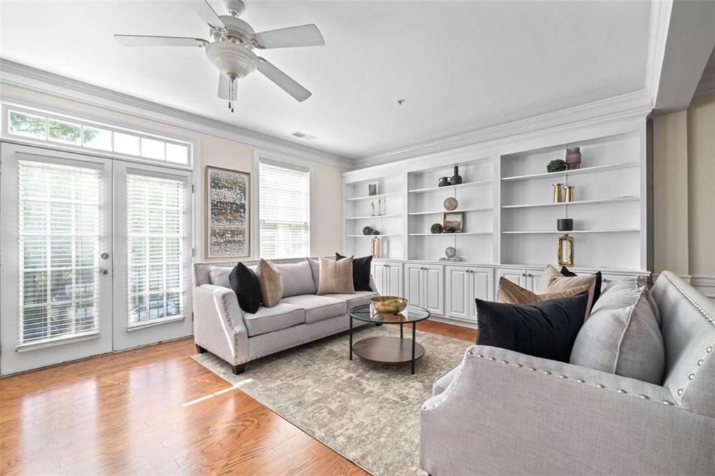 1275 W Spring Street