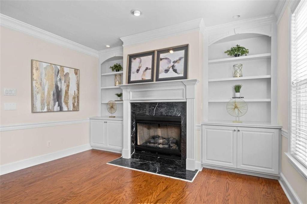 1275 W Spring Street