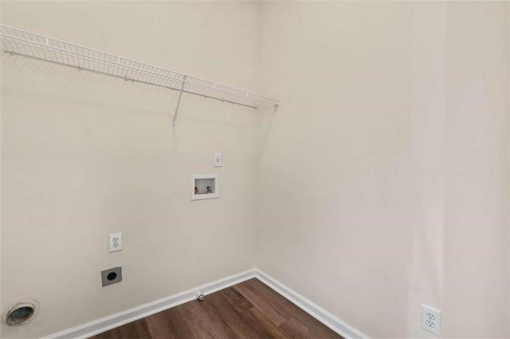 1275 W Spring Street